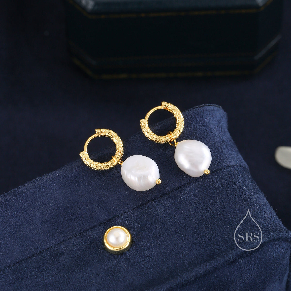 Baroque Pearl Hammered Hoop Earrings in Sterling Silver