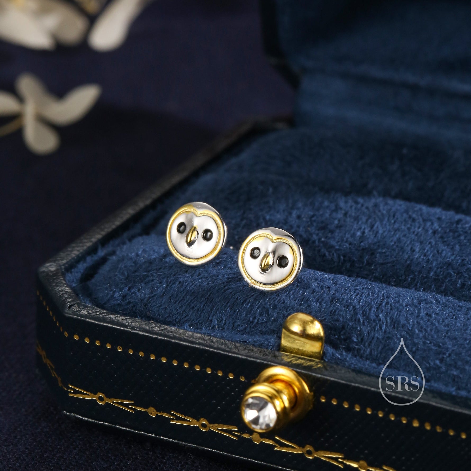 Cute Barn Owl Face Stud Earrings in Sterling Silver, Owl Bird Earrings, Nature Inspired Animal Earrings