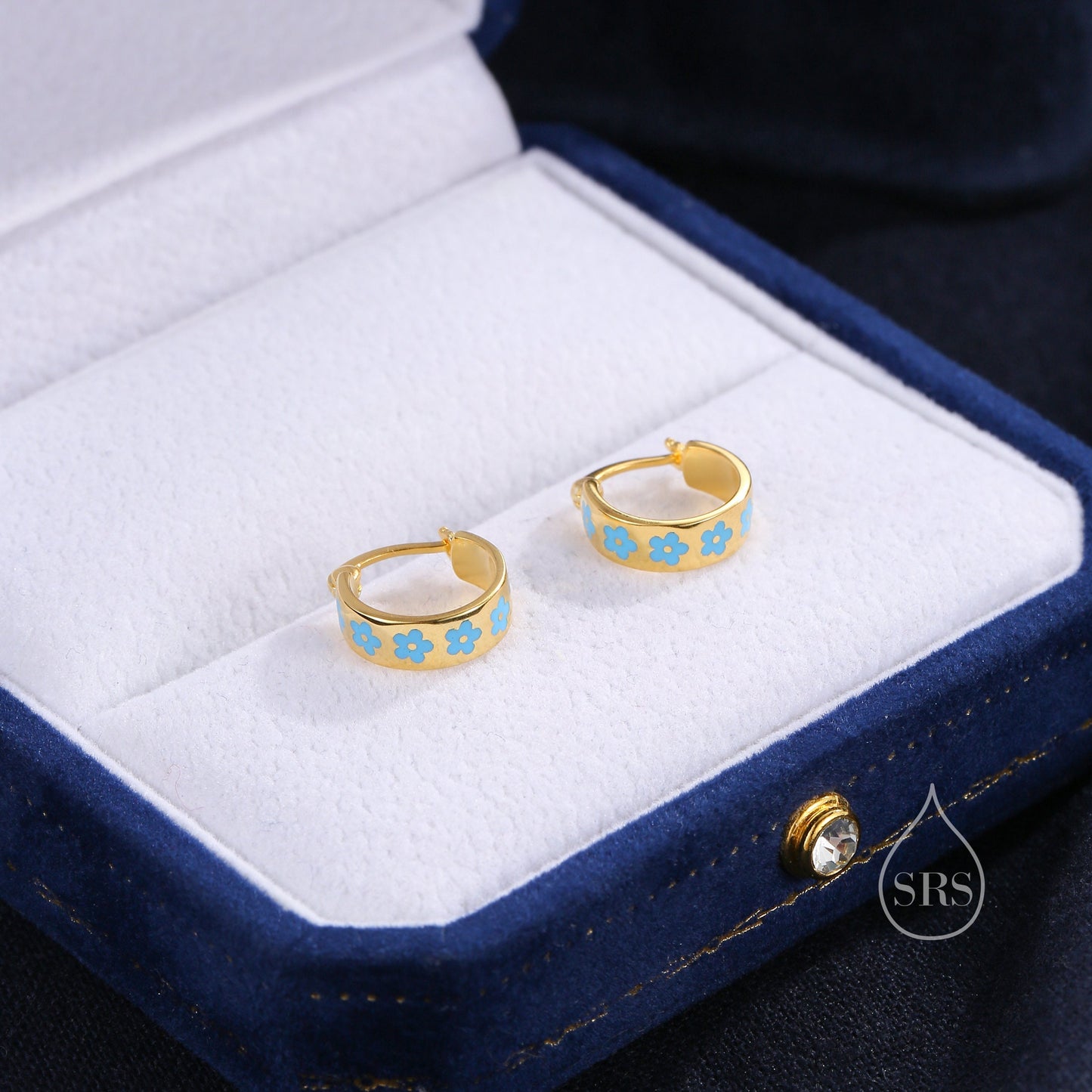 Sterling Silver Enamel Forget Me Not Thick Huggie Hoops, Tiny and Delicate, Dainty Dangle Blue Flower Earrings, Flower Hoops? Daisy Hoops