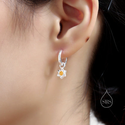 Daffodil Huggie Hoop in Sterling Silver, Partial Gold, Flower hoop Earrings, Daffodil Floral Earrings, 8mm Inner Diameter