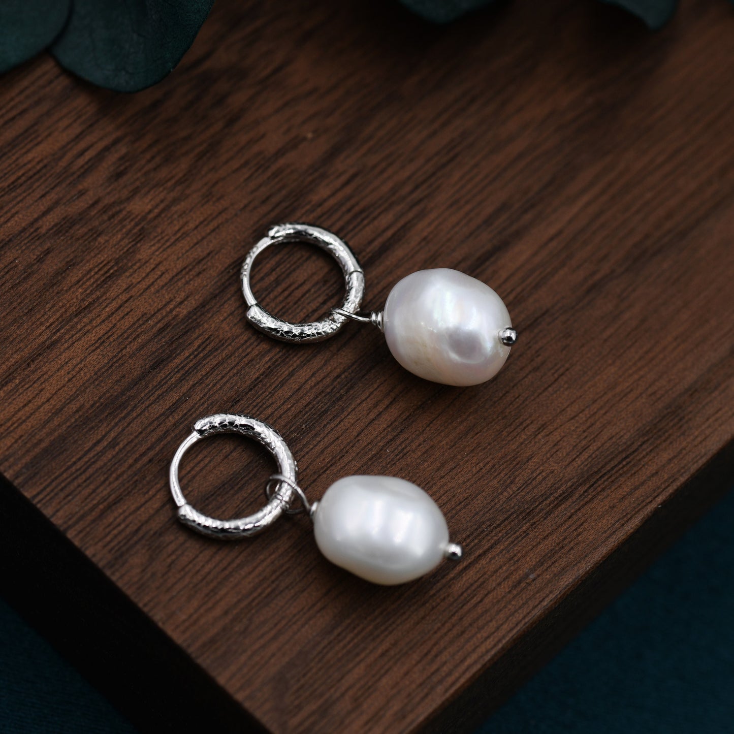 Baroque Pearl with Skinny Hammered Hoop Earrings in Sterling Silver, Detachable Pearl Hoop Earrings, Pearl Huggie Hoops, Keshi Pearls