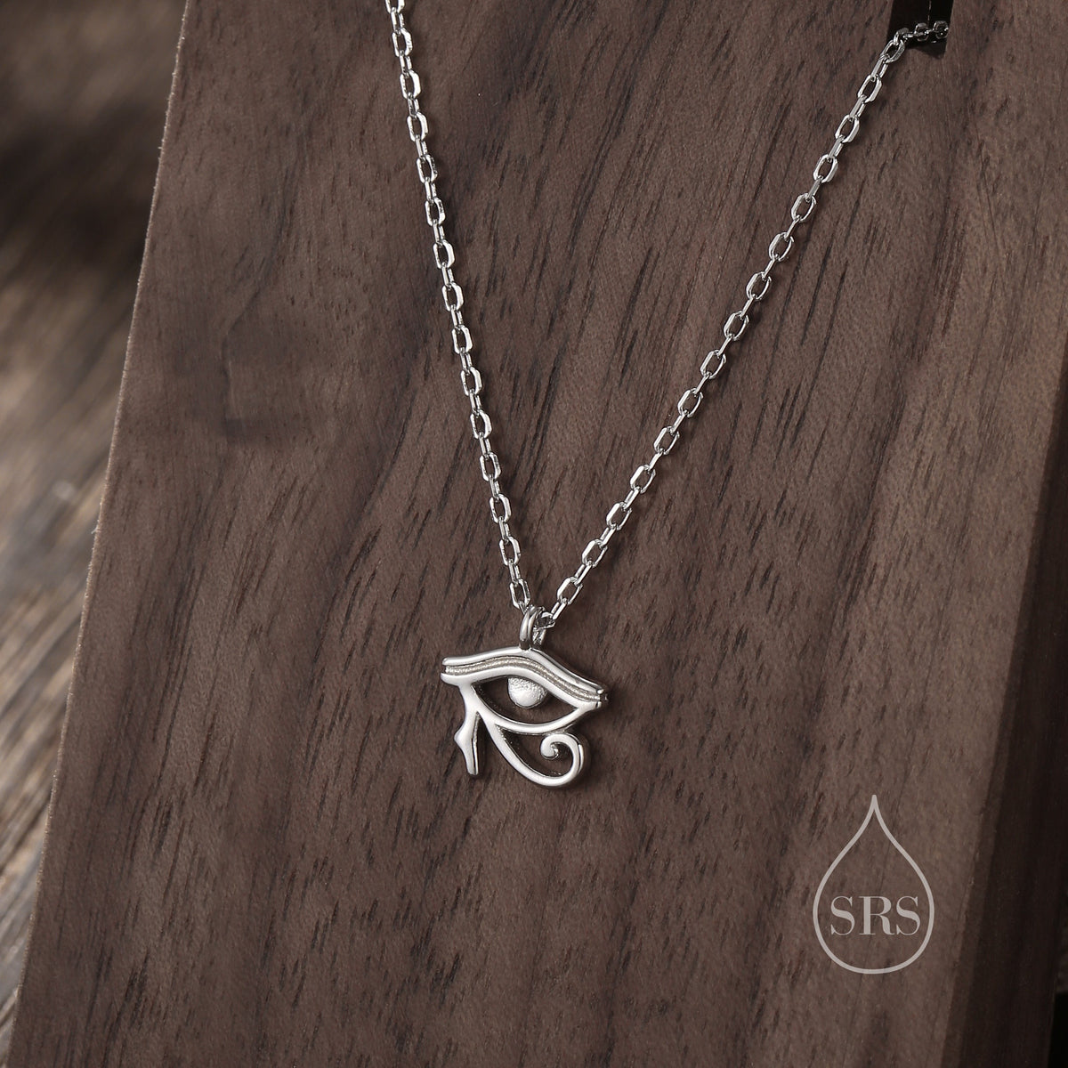 Eye of Horus Pendant Necklace