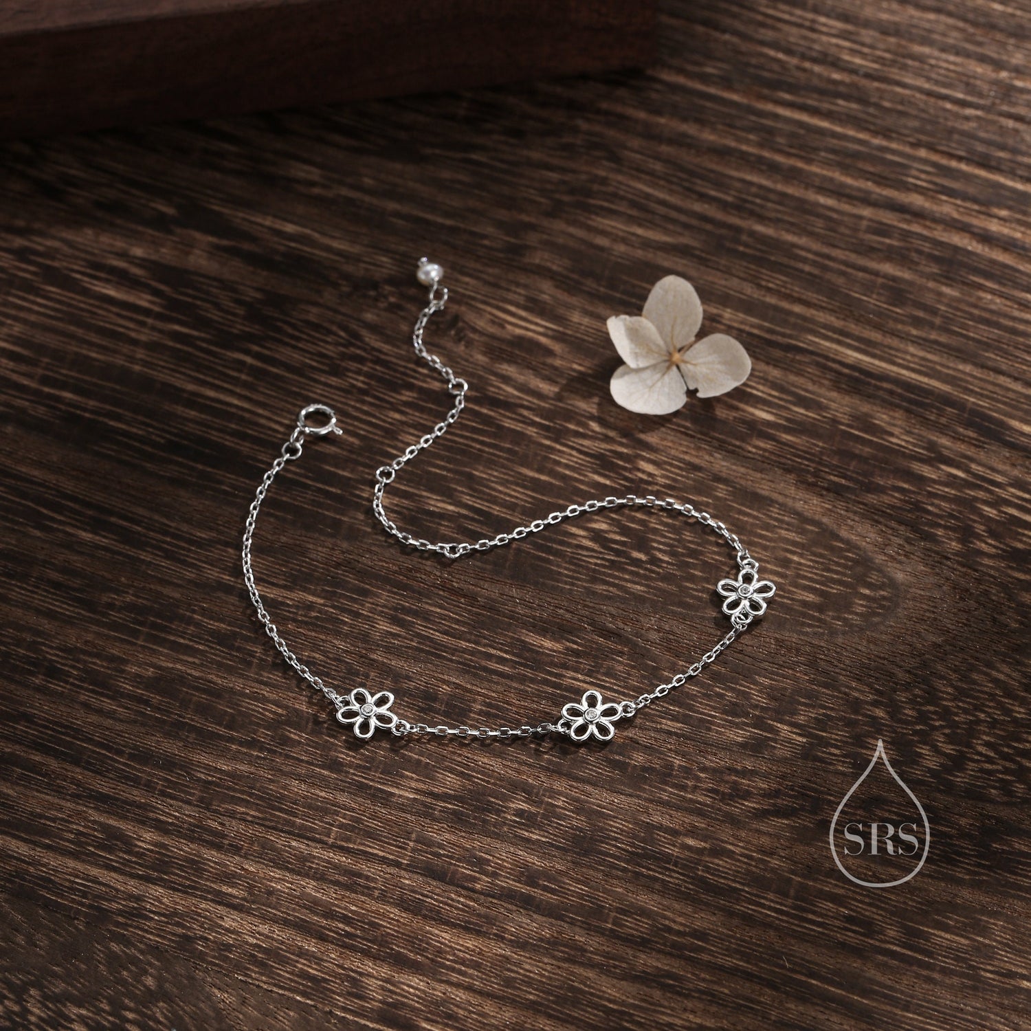 Forget-Me-Not Flower Charm Bracelet