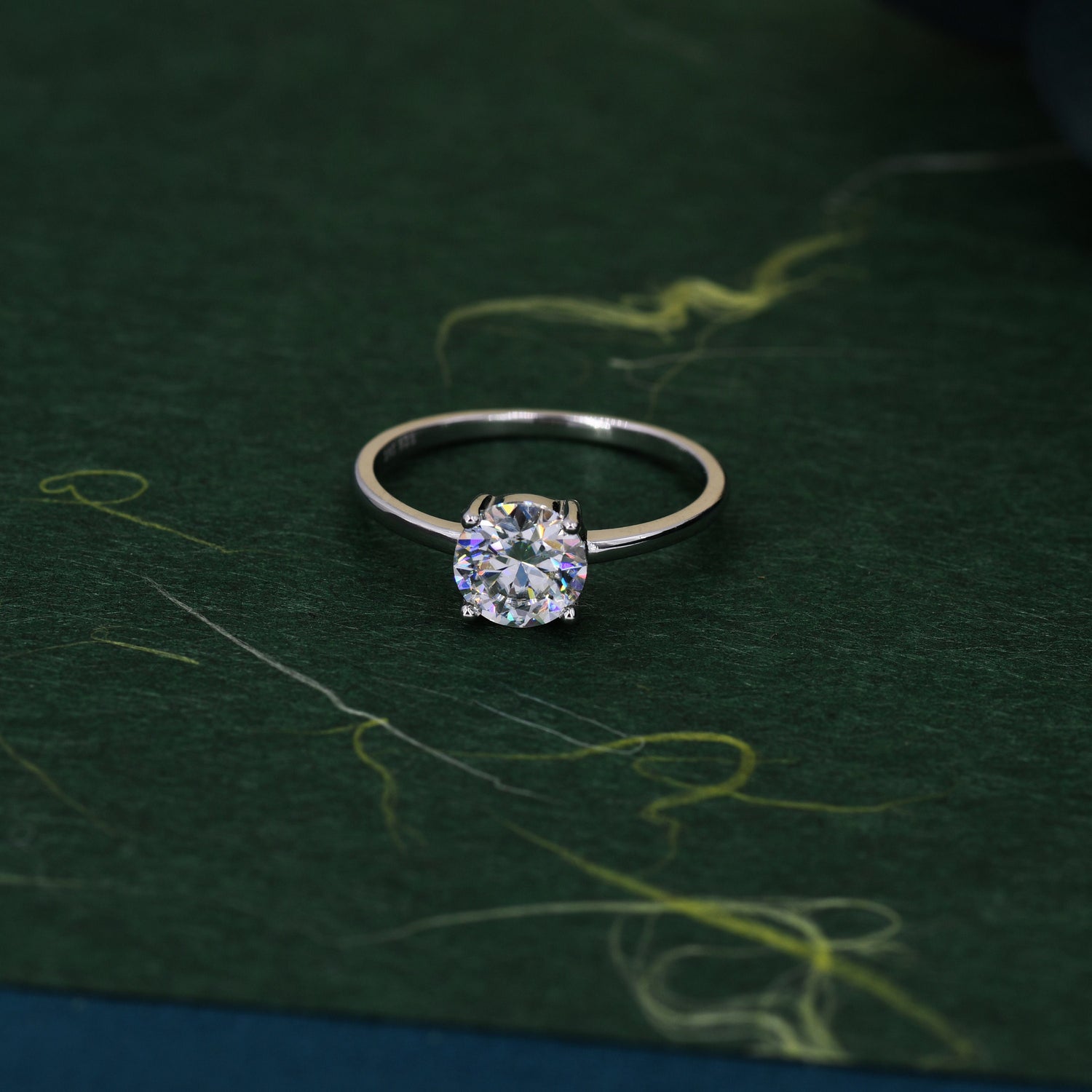 0.8 Carat Moissanite Classic Engagement Ring