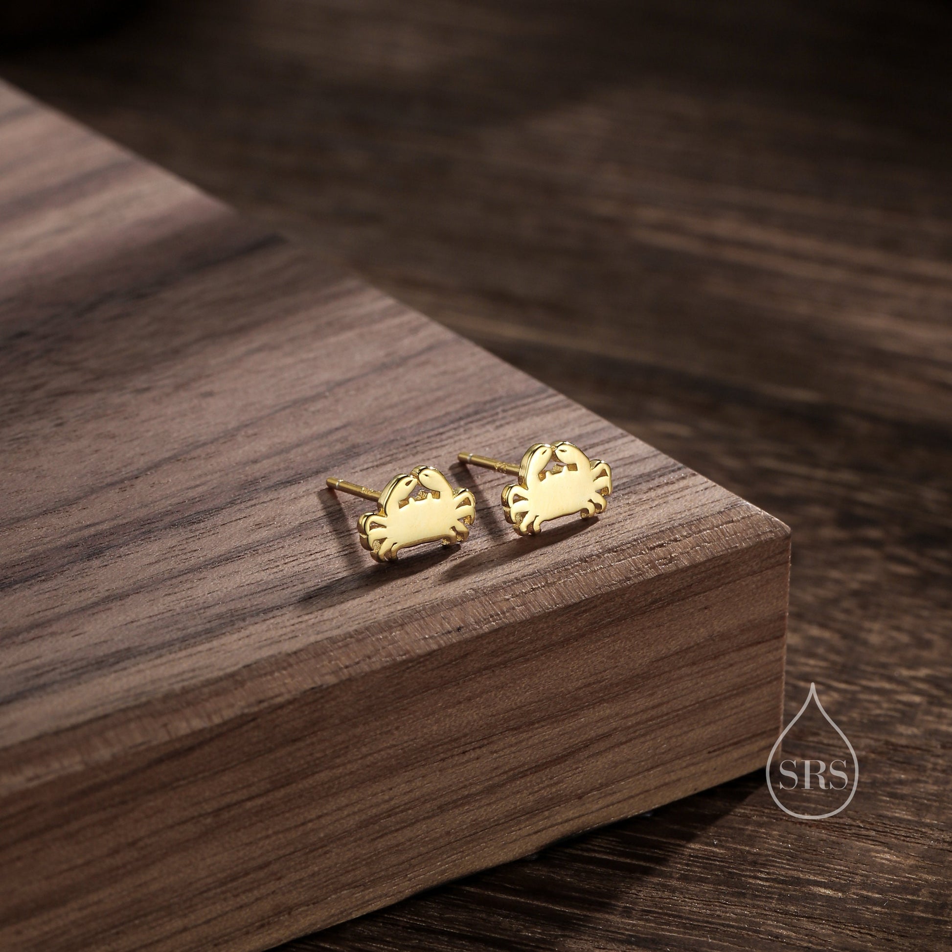 Little Crab Stud Earrings in Sterling Silver, Cute Fun Quirky Animal Jewellery, Jewelry Gift for Her, Animal Lover, Nature Inspired