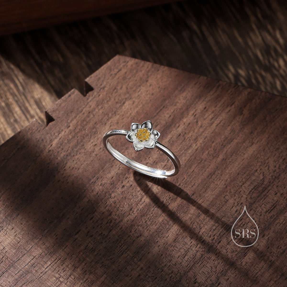 Sterling Silver Daffodil Flower Ring, Adjustable Size, Daffodil Ring ring, Silver and Gold Flower Ring, Dainty and Delicate
