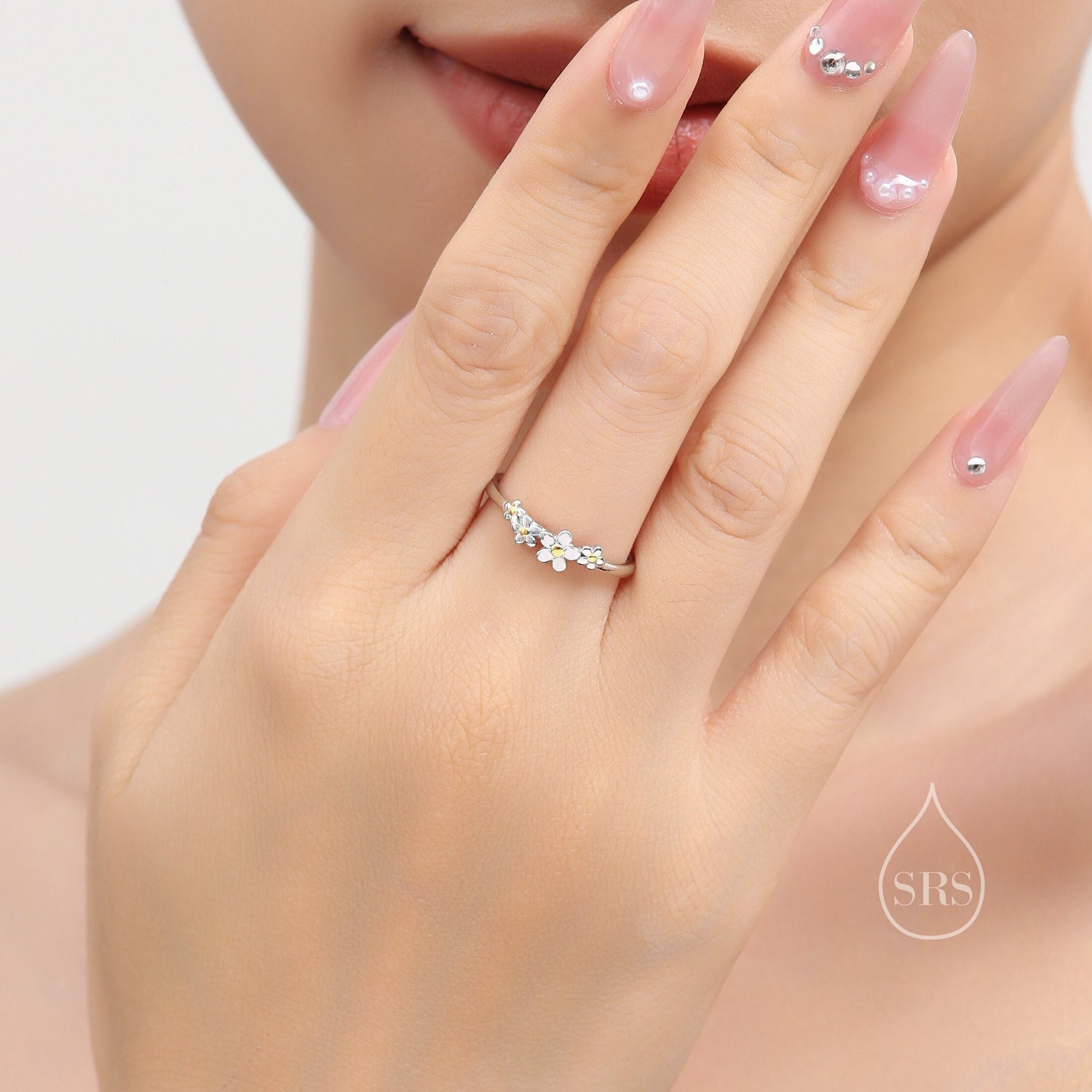 Sterling Silver Forget-Me-Not Ring, Adjustable Size,  Forget me not blossom ring, Daisy Flower Ring, Dainty and Delicate