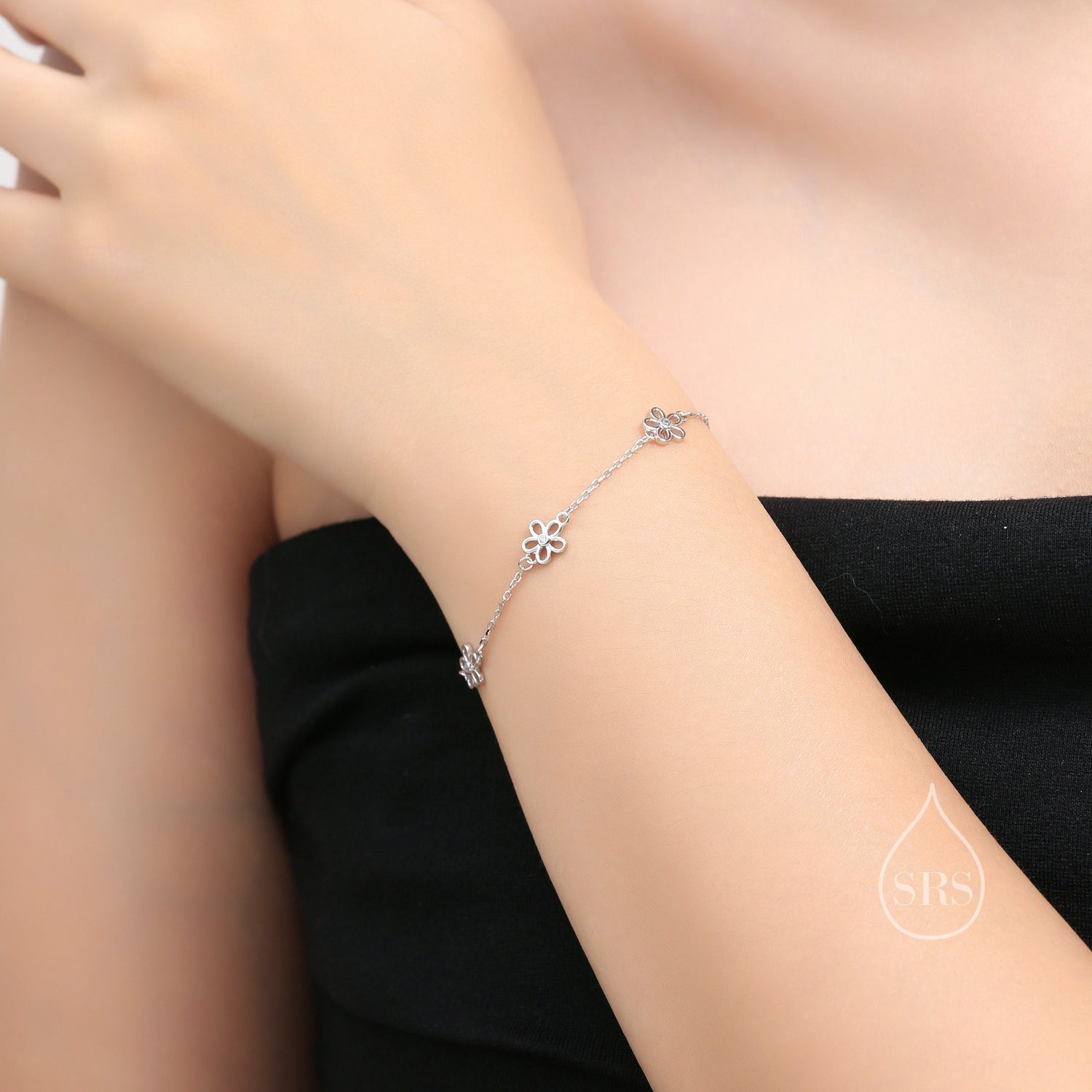 Forget-Me-Not Flower Charm Bracelet