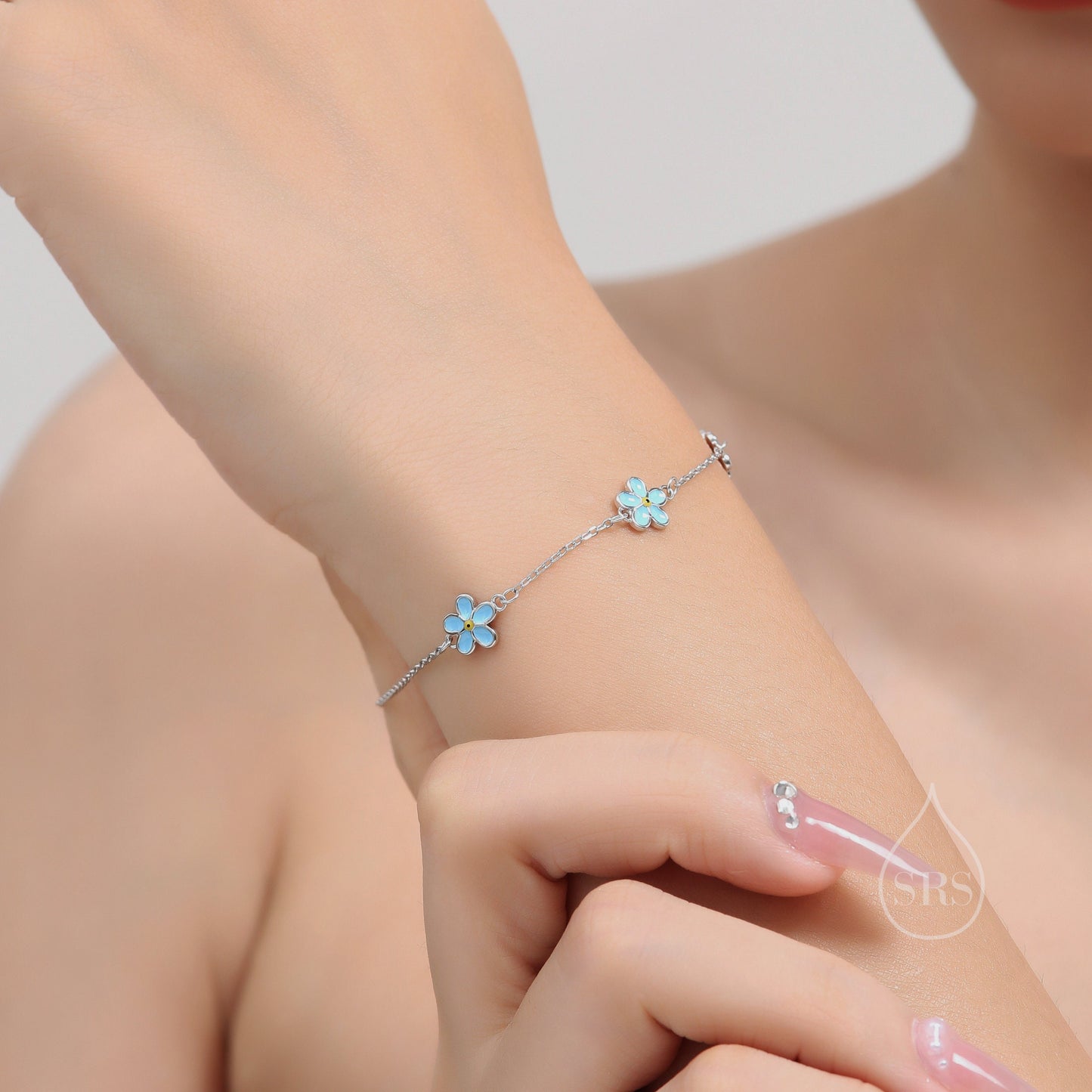Enamel Forget Me Not Flower Motif Bracelet in Sterling Silver, Flower Bracelet, Blossom Bracelet, Forget-me-not Flower Bracelet