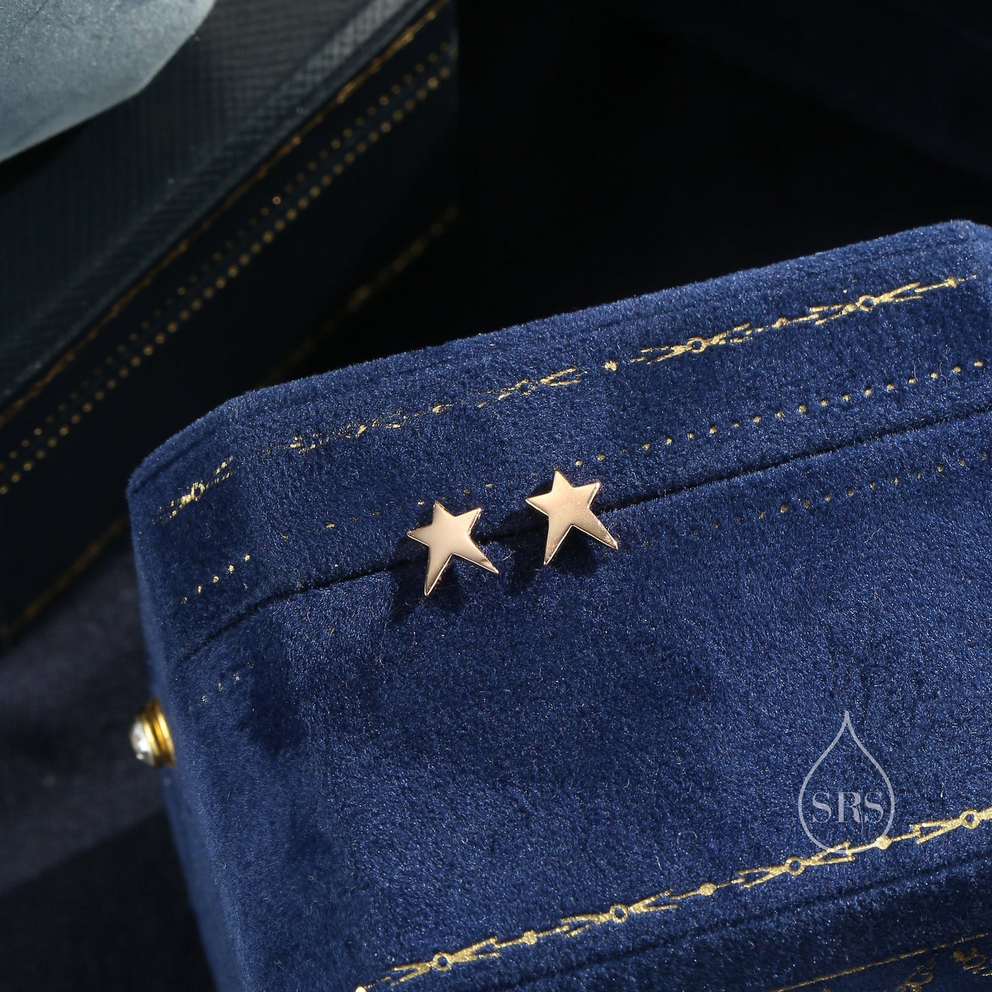 Tiny Shooting Star Stud Earrings in Sterling Silver, Silver Gold or Rose Gold, Star Stud Earrings, Celestial Jewellery