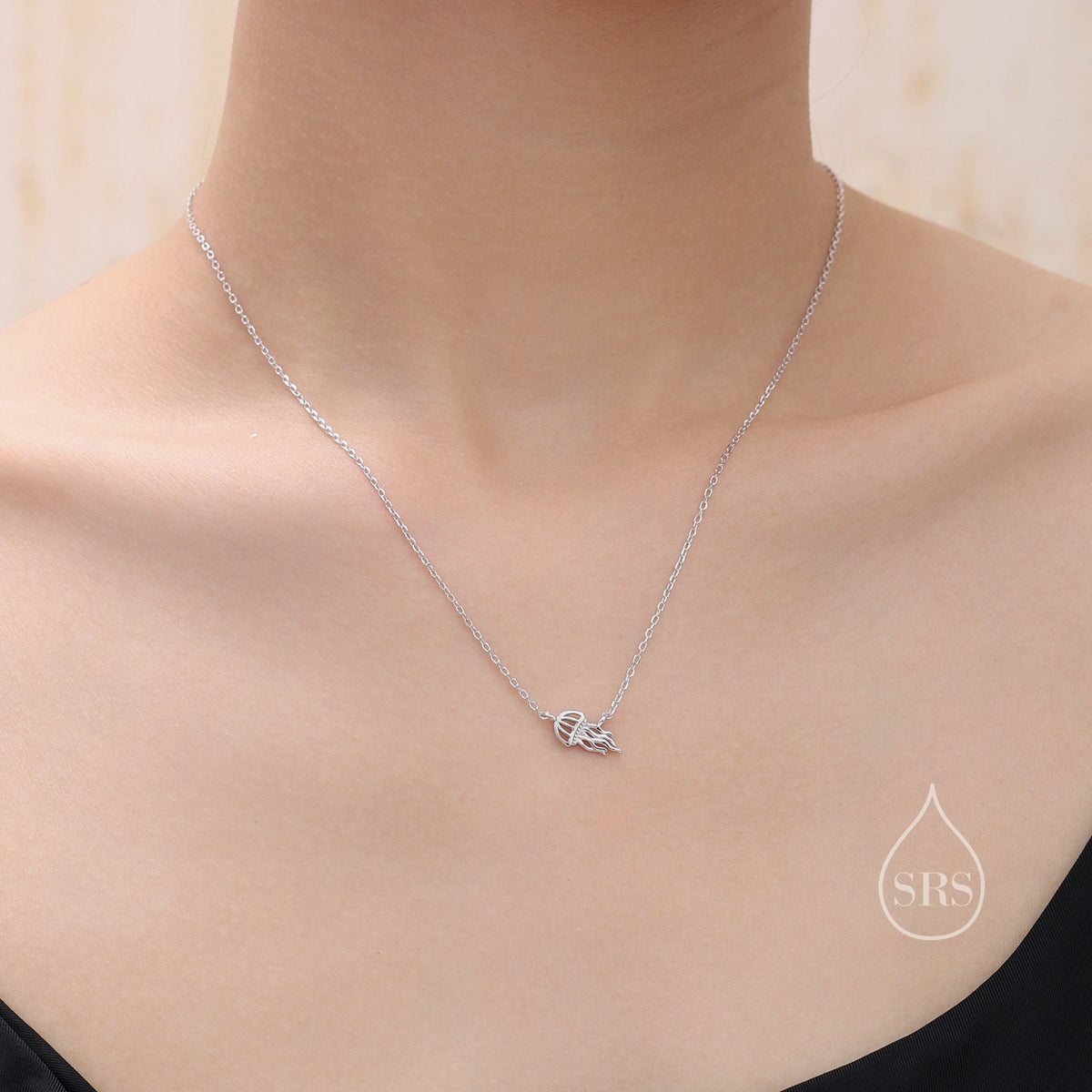 Jellyfish Pendant Necklace in Sterling Silver, Silver or Gold or Rose Gold, Jellyfish Necklace, Fish Necklace, Ocean Necklace