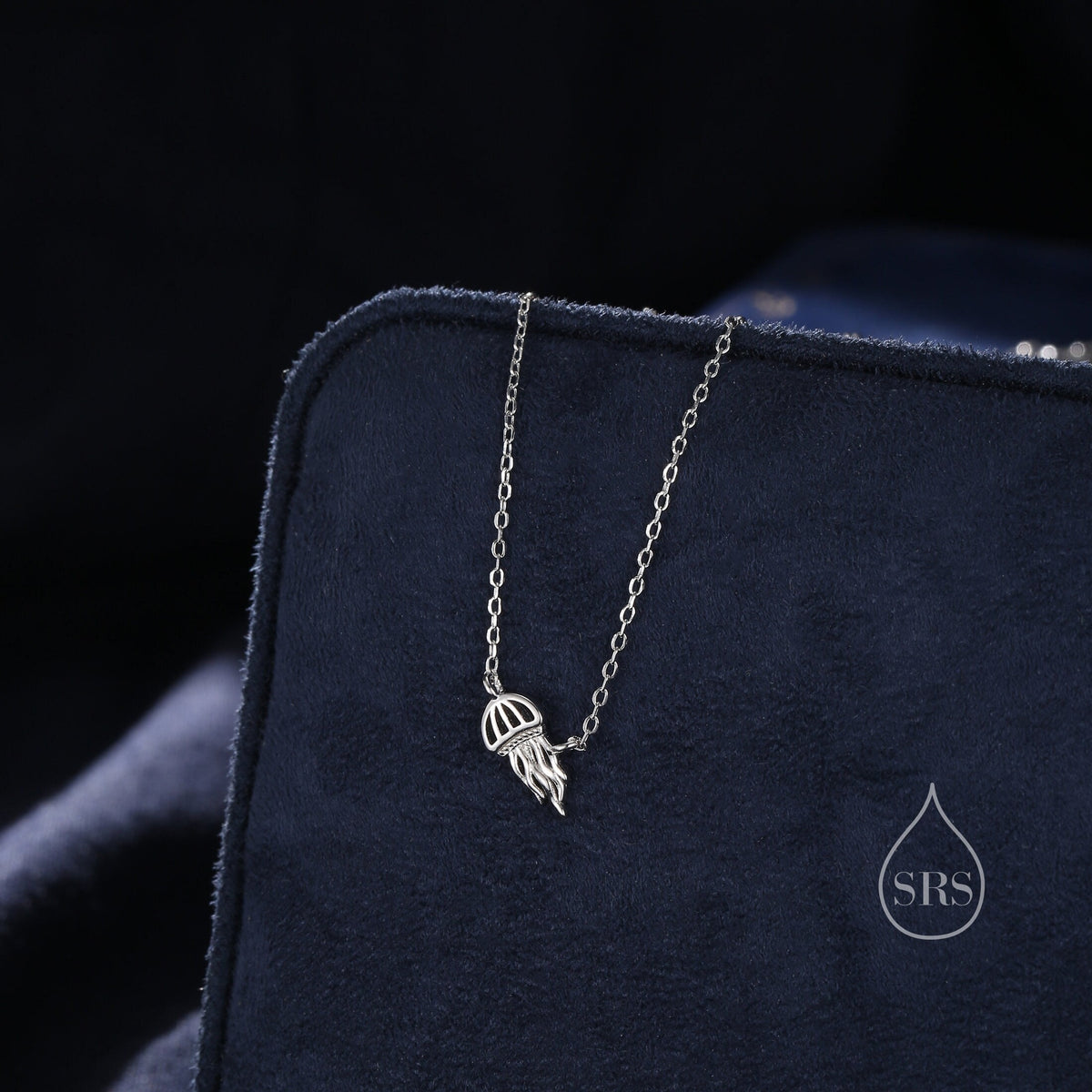 Jellyfish Pendant Necklace in Sterling Silver, Silver or Gold or Rose Gold, Jellyfish Necklace, Fish Necklace, Ocean Necklace