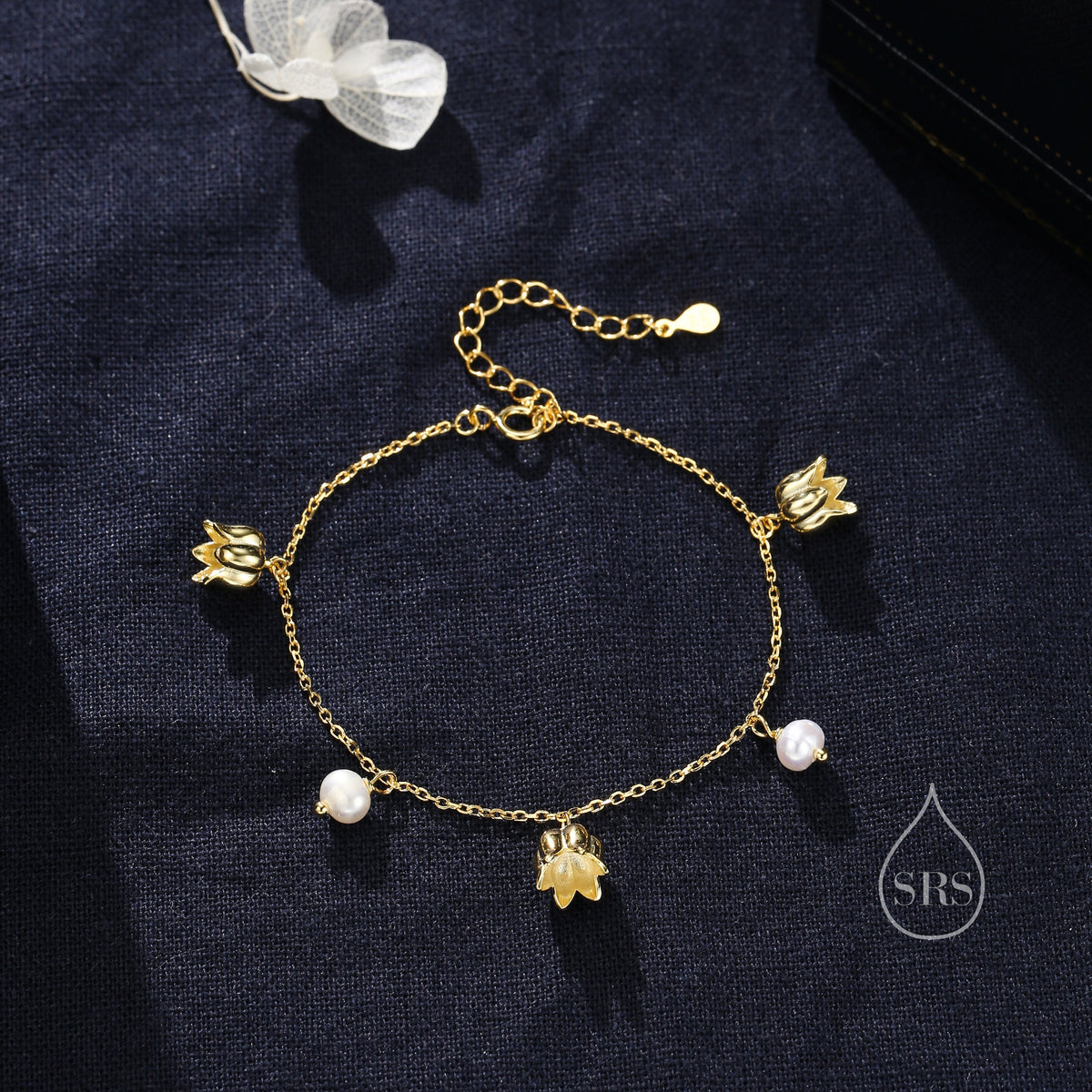 Lily of the Valley Flower and Freshwater Pearl Charm Bracelet in Sterling Silver, Flower Bracelet with Natural Pearls, Genuine Pearls