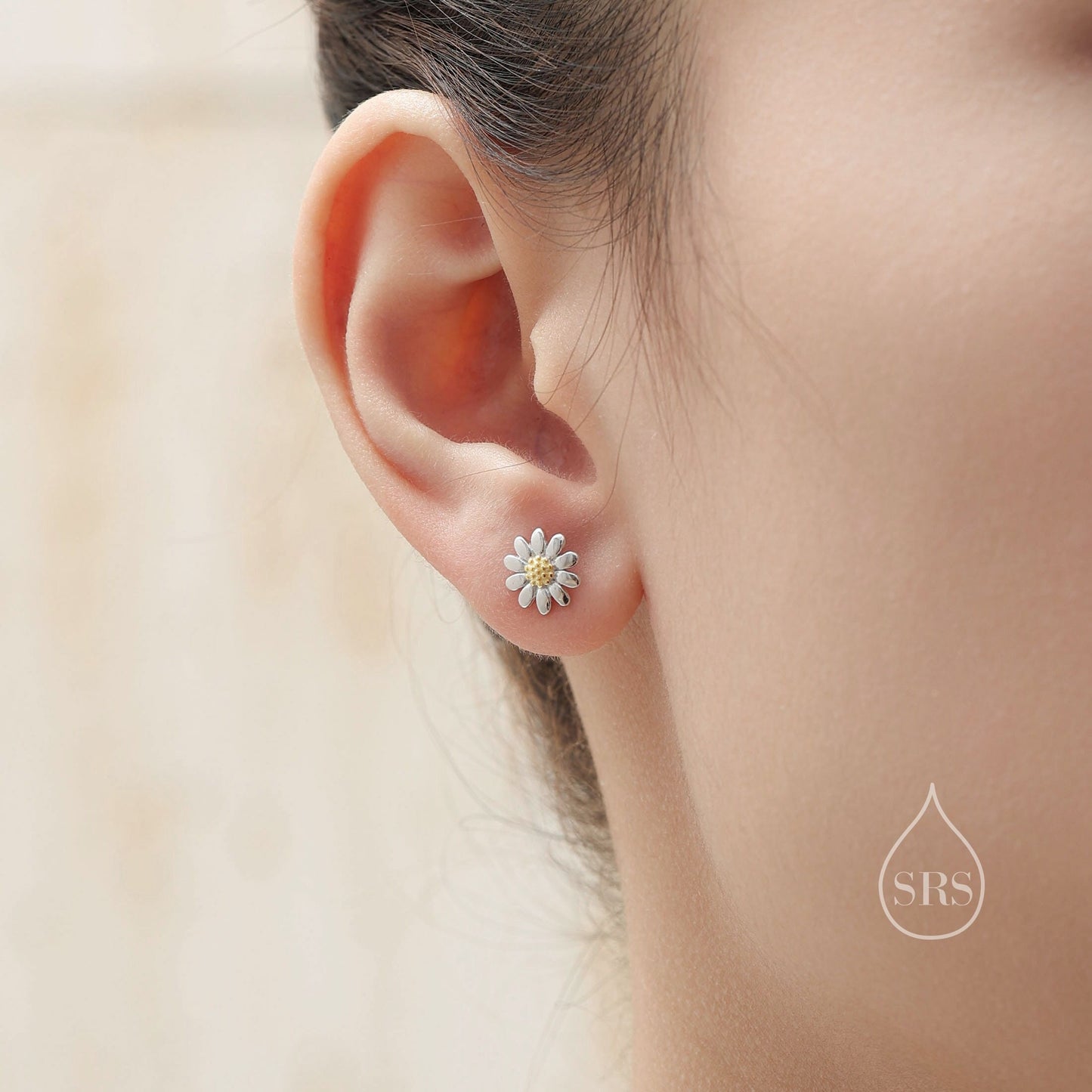 Sweet Daisy Stud Earrings in Sterling Silver, Silver and 18ct Gold, Flower Stud Earrings, Nature Inspired Floral and Plant Earrings