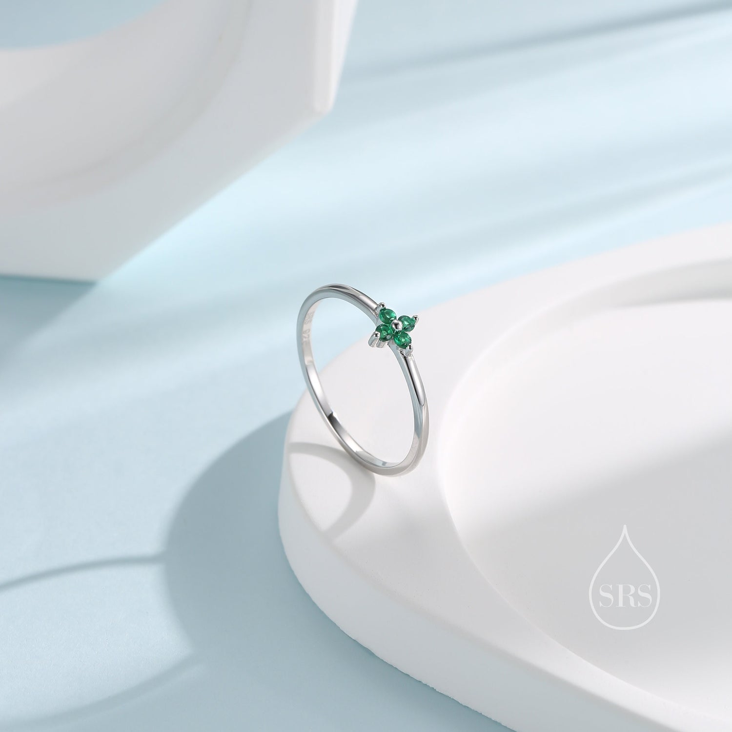 Emerald Green CZ Hydrangea Flower Gemstone Ring