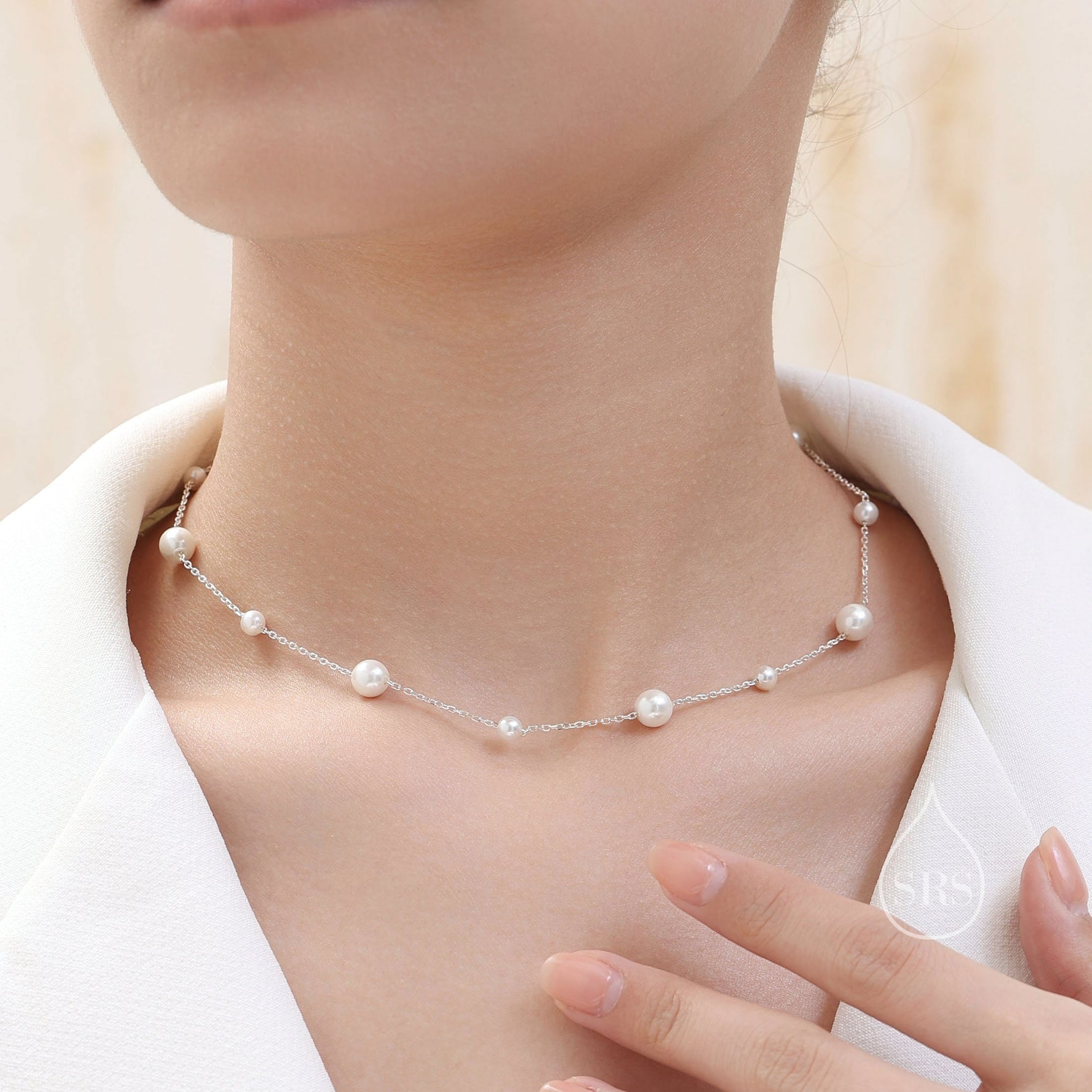 Mother of Pearl Choker Necklace in Sterling Silver, Silver or Gold , Adjustable Length, Short Pearl Necklace, Satellite Beaded Necklace