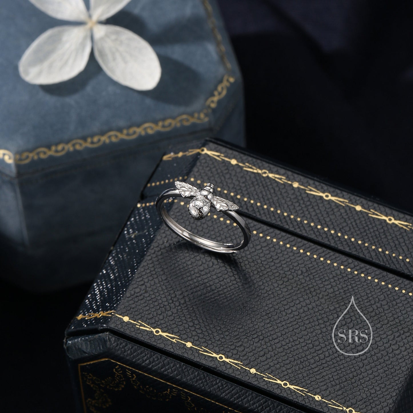 Bumble Bee Ring in Sterling Silver, Adjustable Size, Silver or Gold, Bee Ring, Honey Bee Ring, Nature Jewellery, Animal Ring, Bee Jewellery