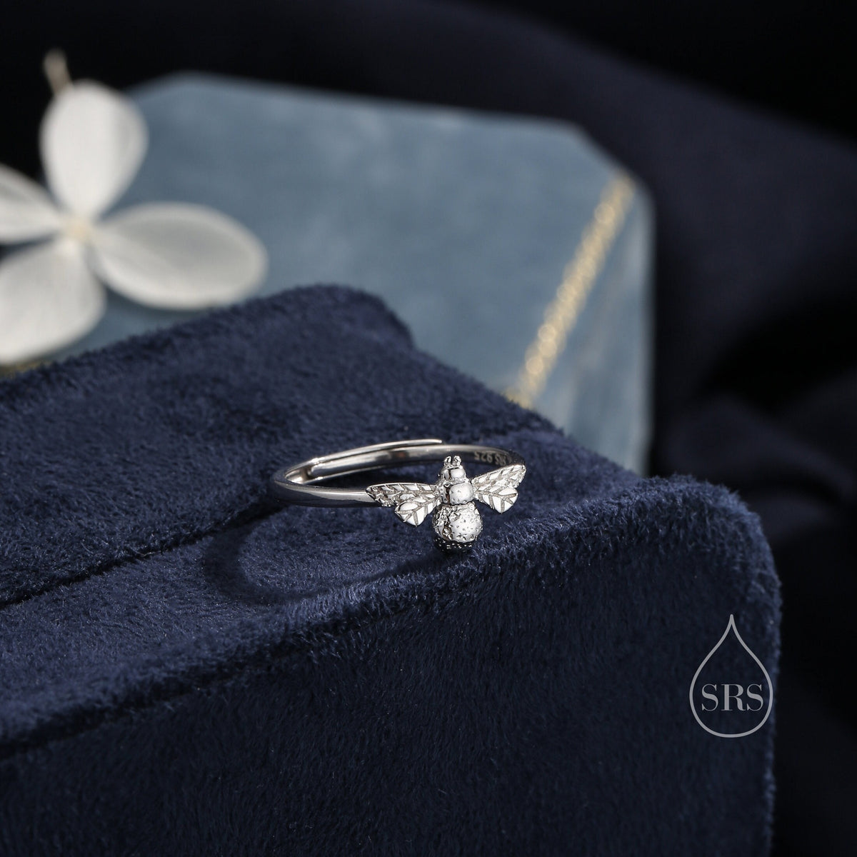 Bumble Bee Ring in Sterling Silver, Adjustable Size, Silver or Gold, Bee Ring, Honey Bee Ring, Nature Jewellery, Animal Ring, Bee Jewellery