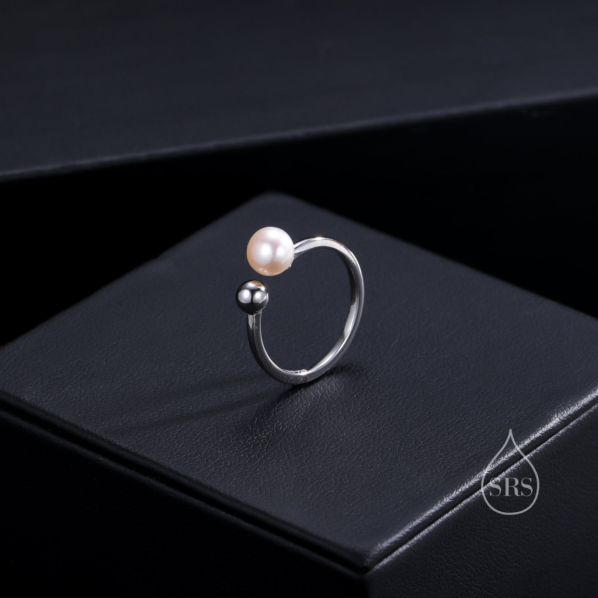 Minimalist Pearl and Ball Open Ring in Sterling Silver, Genuine Freshwater Adjustable Ring, Adjustable Size Pearl Ring, Real Pearl Ring
