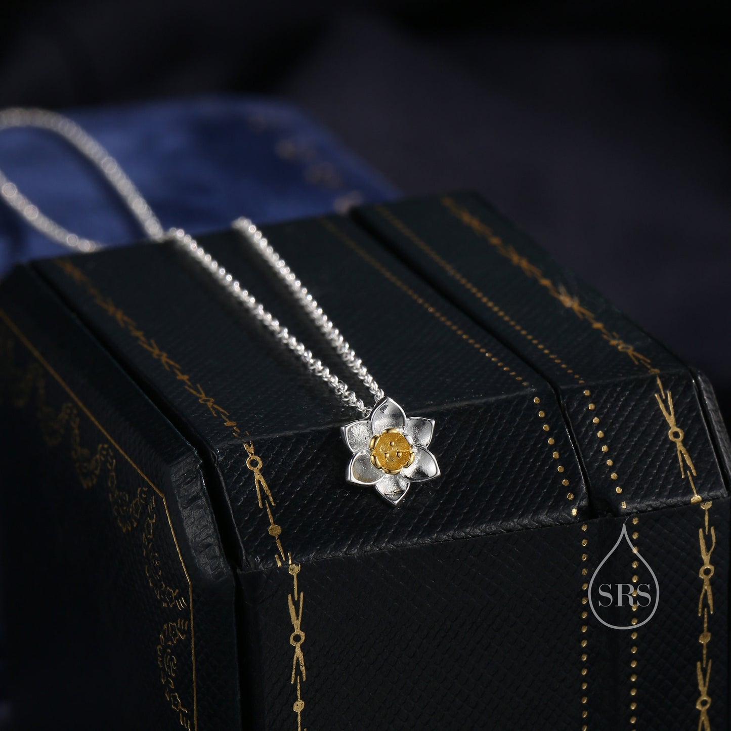 Sterling Silver Tiny Little Daffodil Flower Blossom Pendant Necklace with 18ct Gold Plating