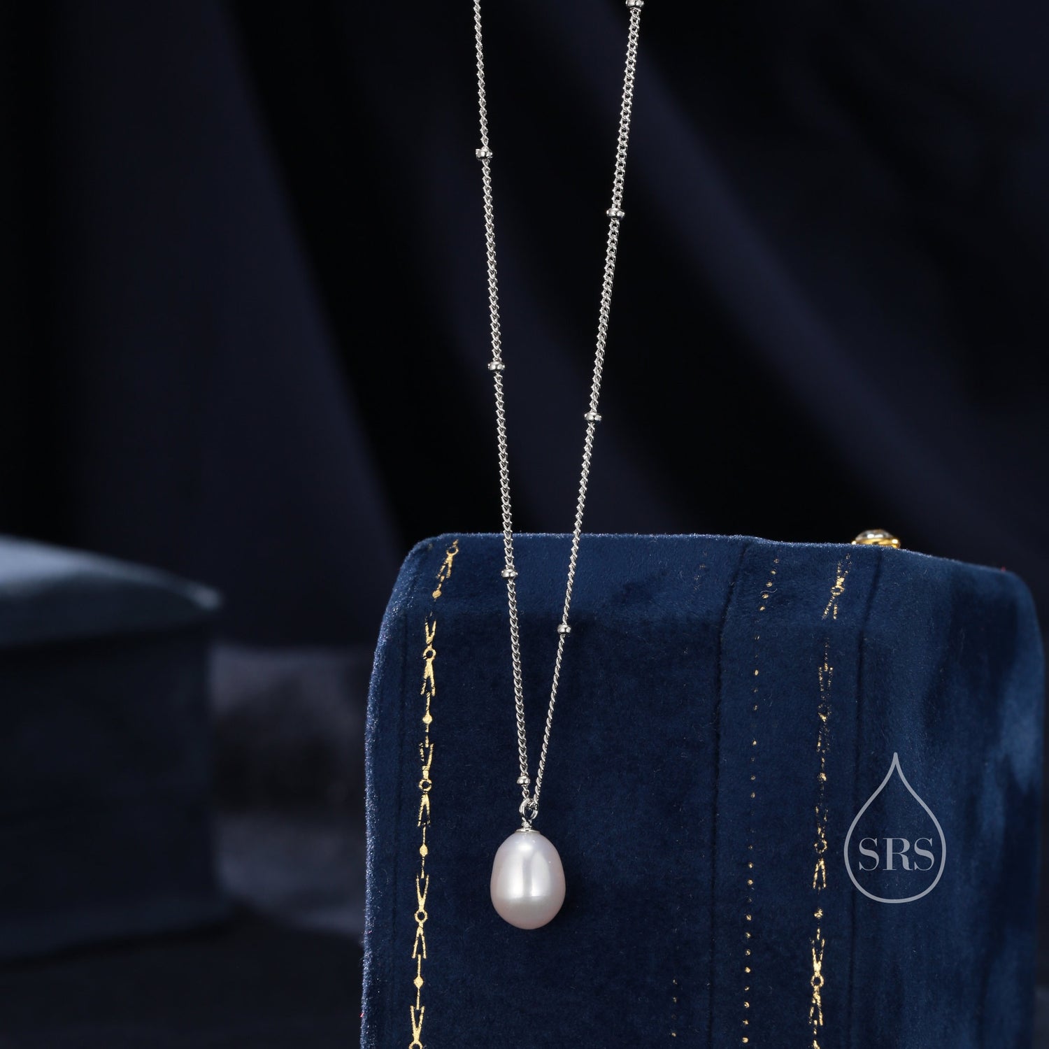 Natural Oval Pearl Necklace in Sterling Silver with a Satellite Chain, Genuine Oval Freshwater Pearl Pendant Necklace in Sterling Silver