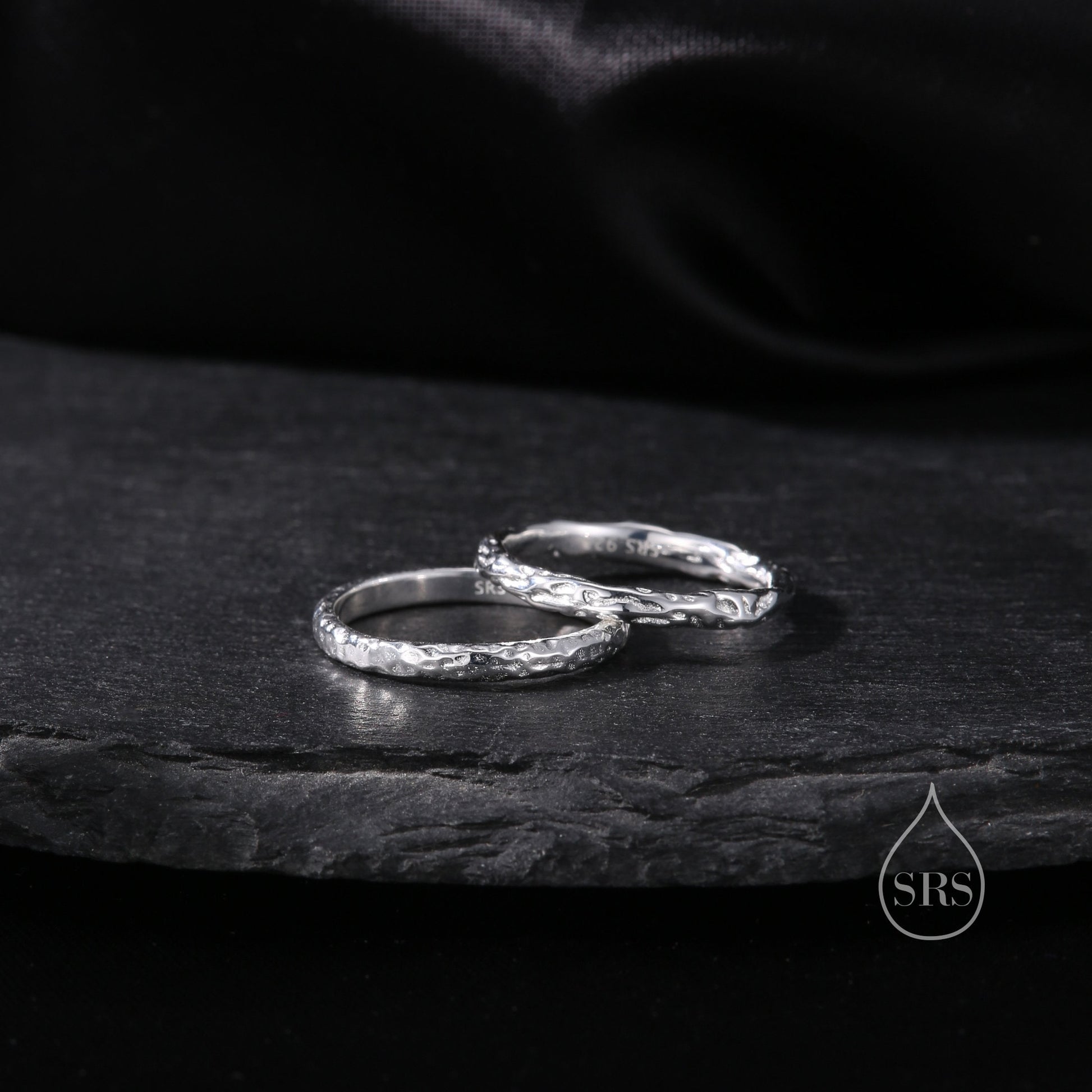 Organic Shape Minimalist Ring in Sterling Silver, Hammered Ring, Molten Shape Ring, US Size 5-8