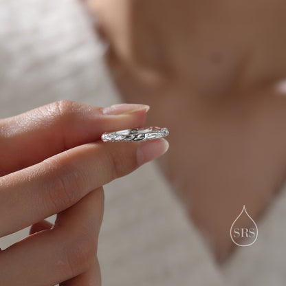 Organic Shape Minimalist Ring in Sterling Silver, Hammered Ring, Molten Shape Ring, US Size 5-8