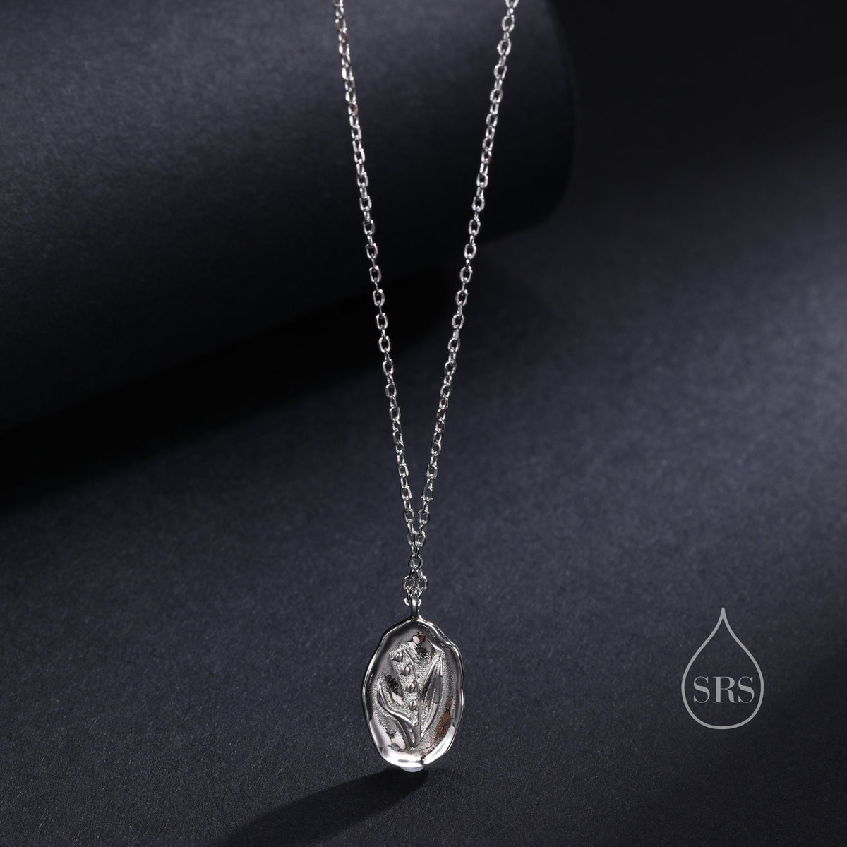 Lily of the Valley Flower Oval Pendant Necklace in Sterling Silver, Silver or Gold, May Birth Flower, Nature Inspired Flower Disk Necklace