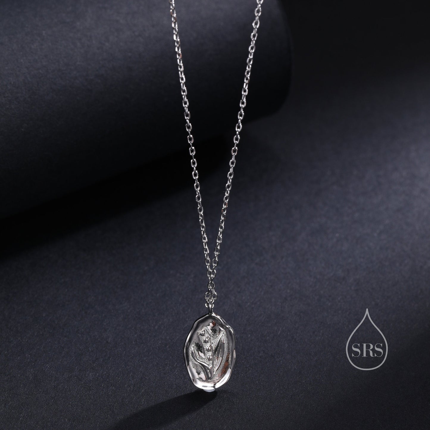 Lily of the Valley Flower Oval Pendant Necklace in Sterling Silver, Silver or Gold, May Birth Flower, Nature Inspired Flower Disk Necklace