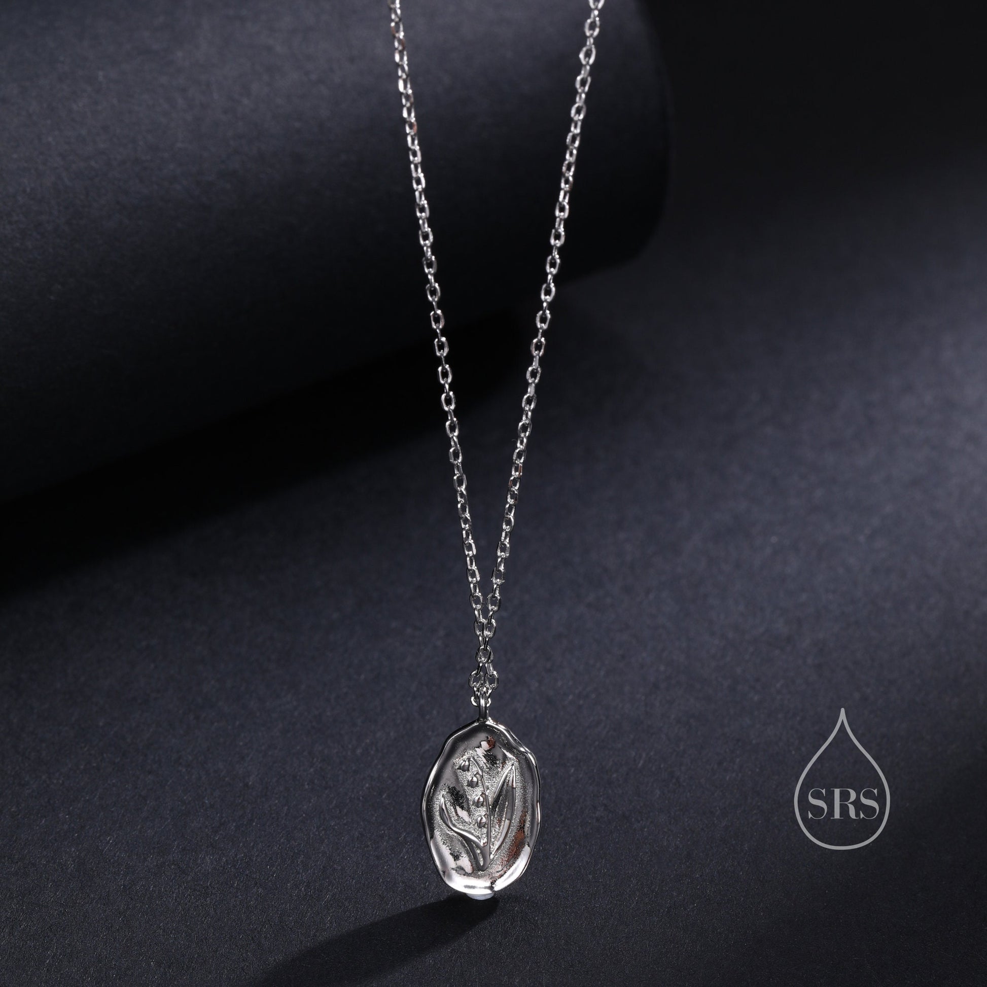 Lily of the Valley Flower Oval Pendant Necklace in Sterling Silver, Silver or Gold, May Birth Flower, Nature Inspired Flower Disk Necklace