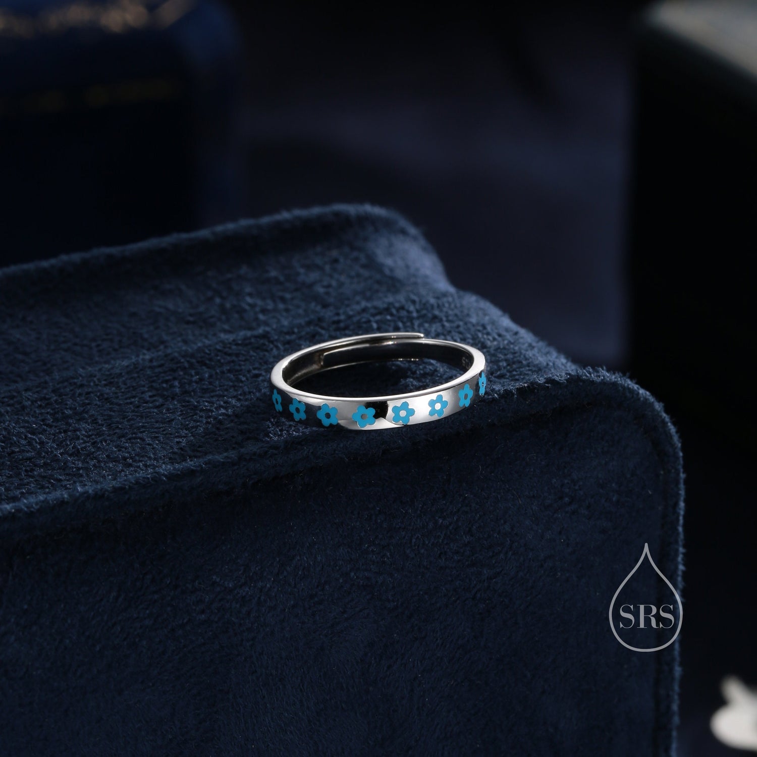 Sterling Silver Cute Forget-me-not Flower Motif Ring, Adjustable Size, Forget me not enamel flower ring, Dainty and Delicate, Flower Ring