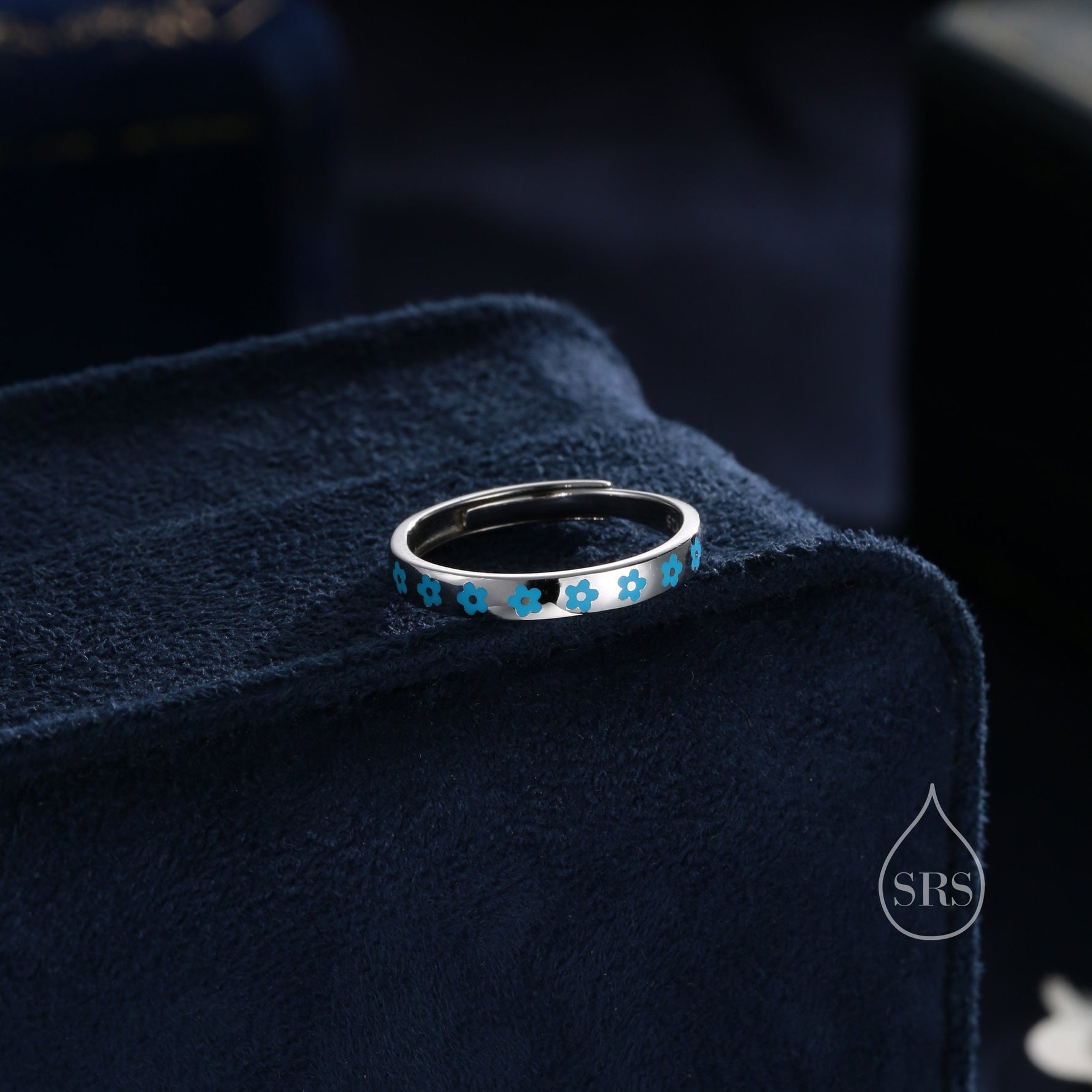 Sterling Silver Cute Forget-me-not Flower Motif Ring, Adjustable Size, Forget me not enamel flower ring, Dainty and Delicate, Flower Ring