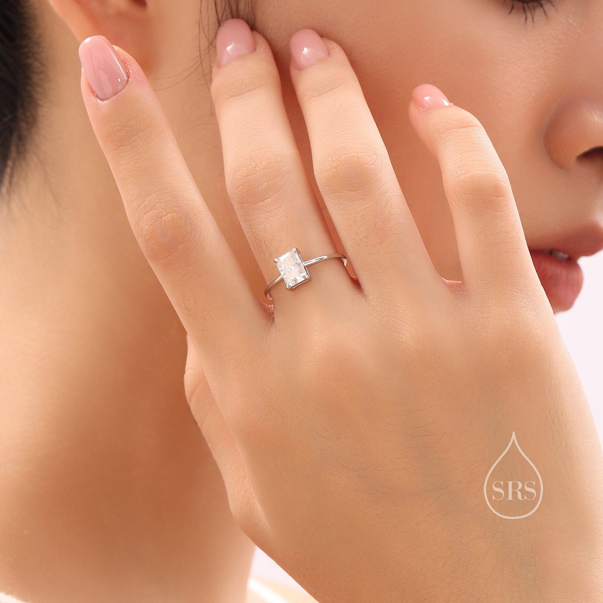 1 Carat Emerald Cut Moissanite Diamond Classic Single Stone Engagement Ring in Sterling Silver, Genuine Moissanite Baguette Ring, US 5-8