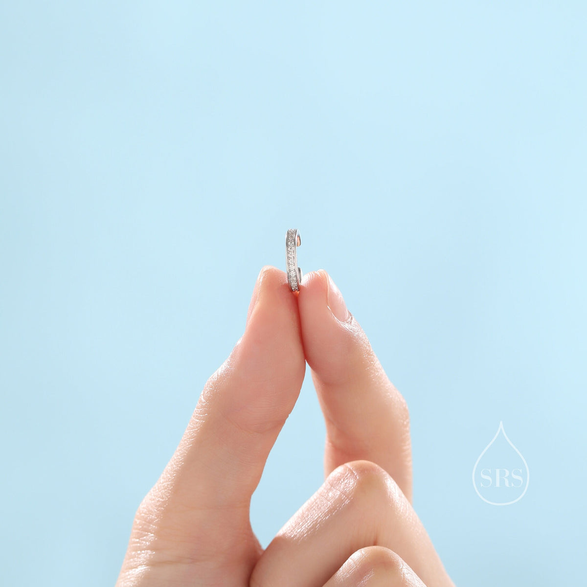CZ Ear Cuff in Sterling Silver, Silver or Gold, Simple Piercing Free Earrings, Minimalist Ear Cuff, Diamond CZ Ear Cuff