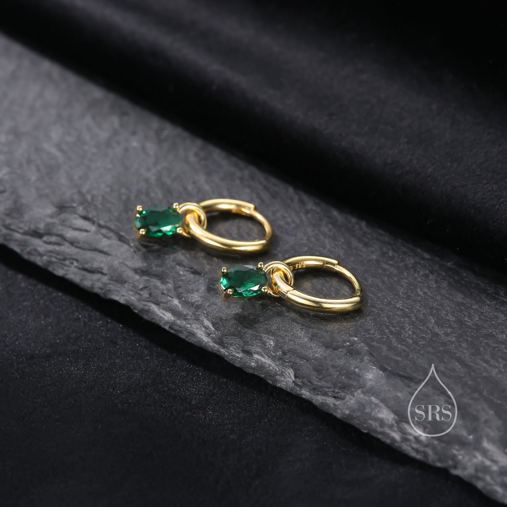 Oval Emerald Green CZ Huggie Hoop in Sterling Silver, Silver or Gold, Minimalist Simple Hoop Earrings, Detachable and Interchangeable