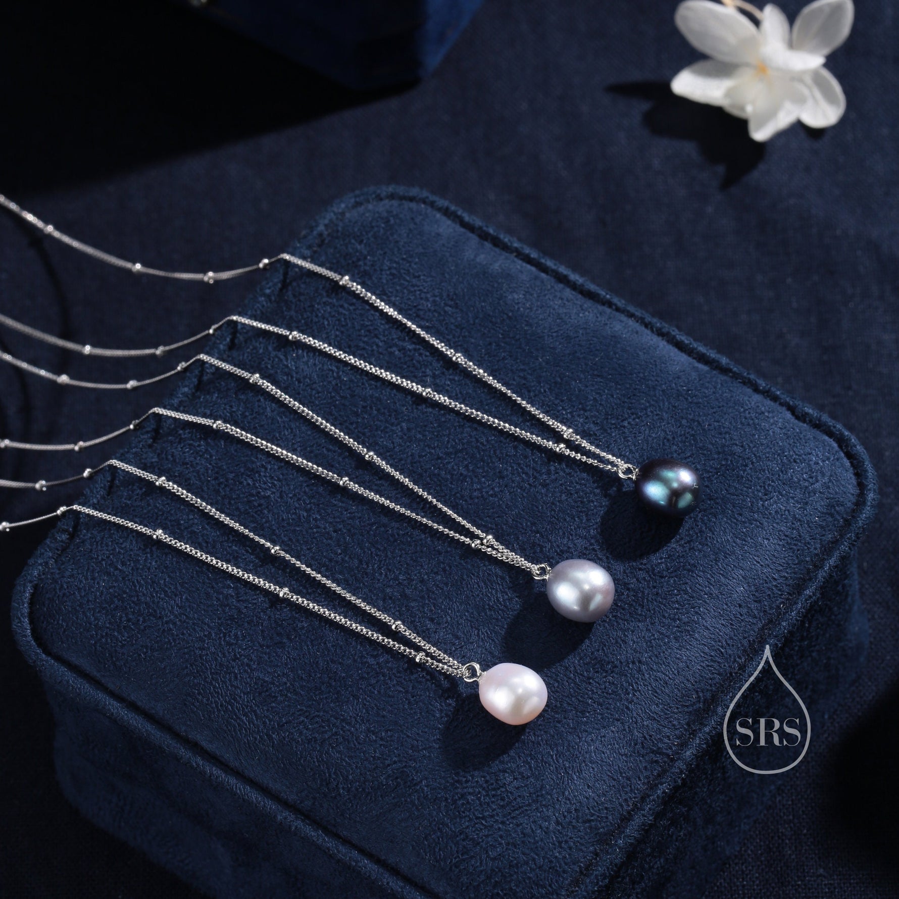 Natural Black Pearl Necklace in Sterling Silver with a Satellite Chain, Genuine Oval Freshwater Pearl Pendant Necklace in Sterling Silver