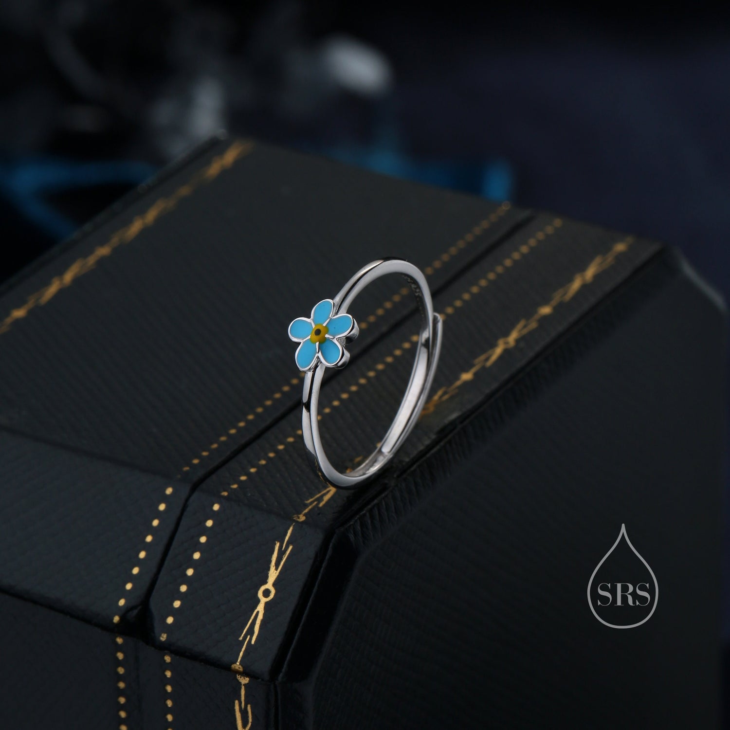 Forget-me-not Enamel Flower Motif Ring