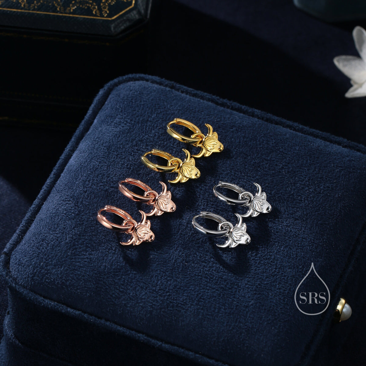 Highland Cow Huggie Hoops in Sterling Silver, Silver or Gold or Rose Gold, Highland Cow Earrings, Detachable Hoops