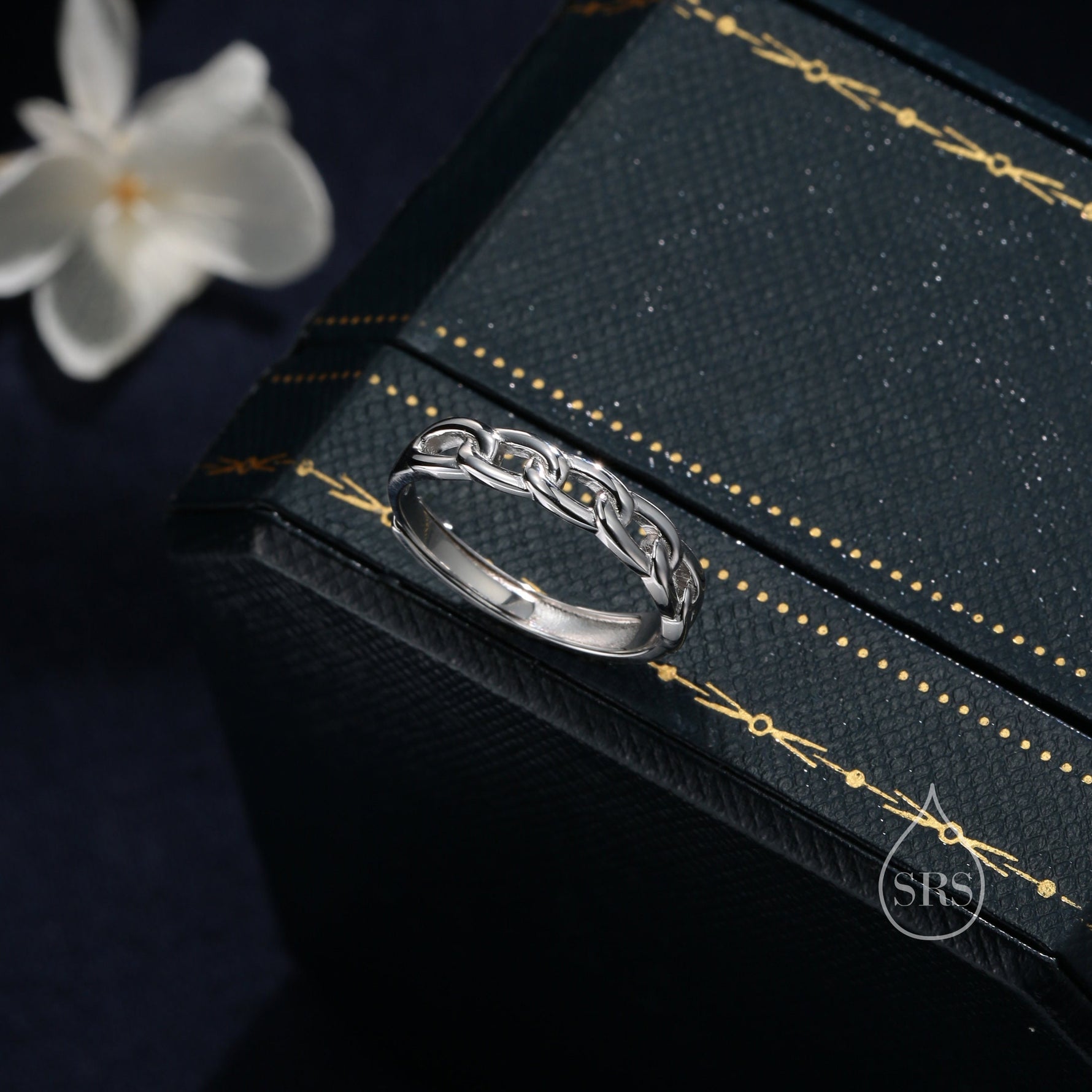 Sterling Silver Delicate Curb Chain Ring, Adjustable Size, Minimalist Link Chain Ring, Simple Chain Ring, Knot Ring