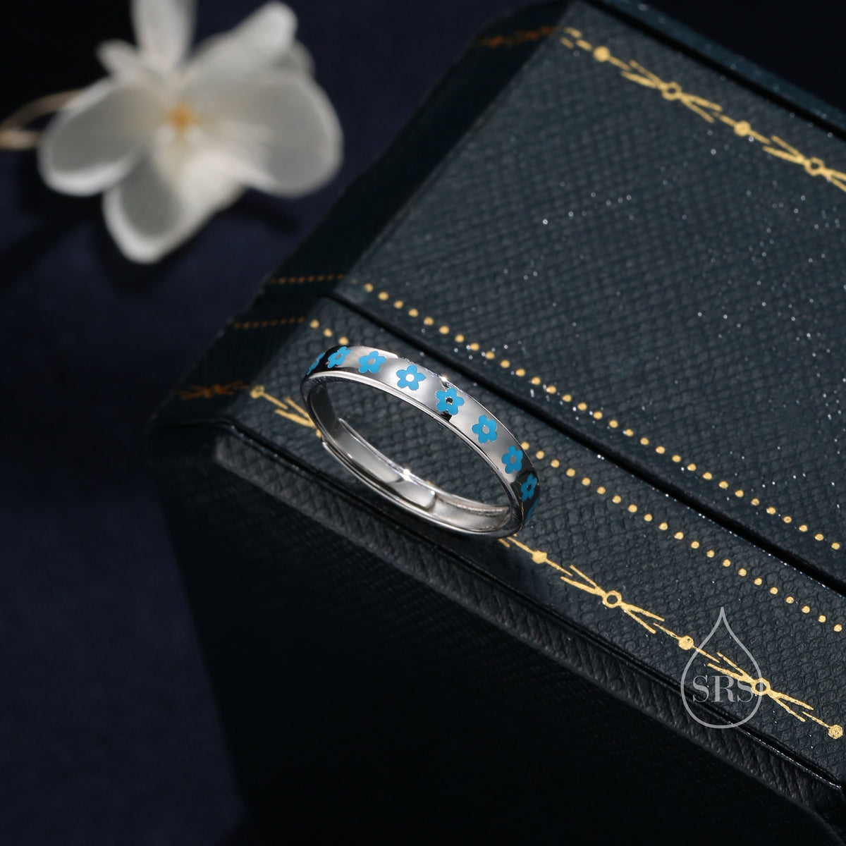Sterling Silver Cute Forget-me-not Flower Motif Ring, Adjustable Size, Forget me not enamel flower ring, Dainty and Delicate, Flower Ring