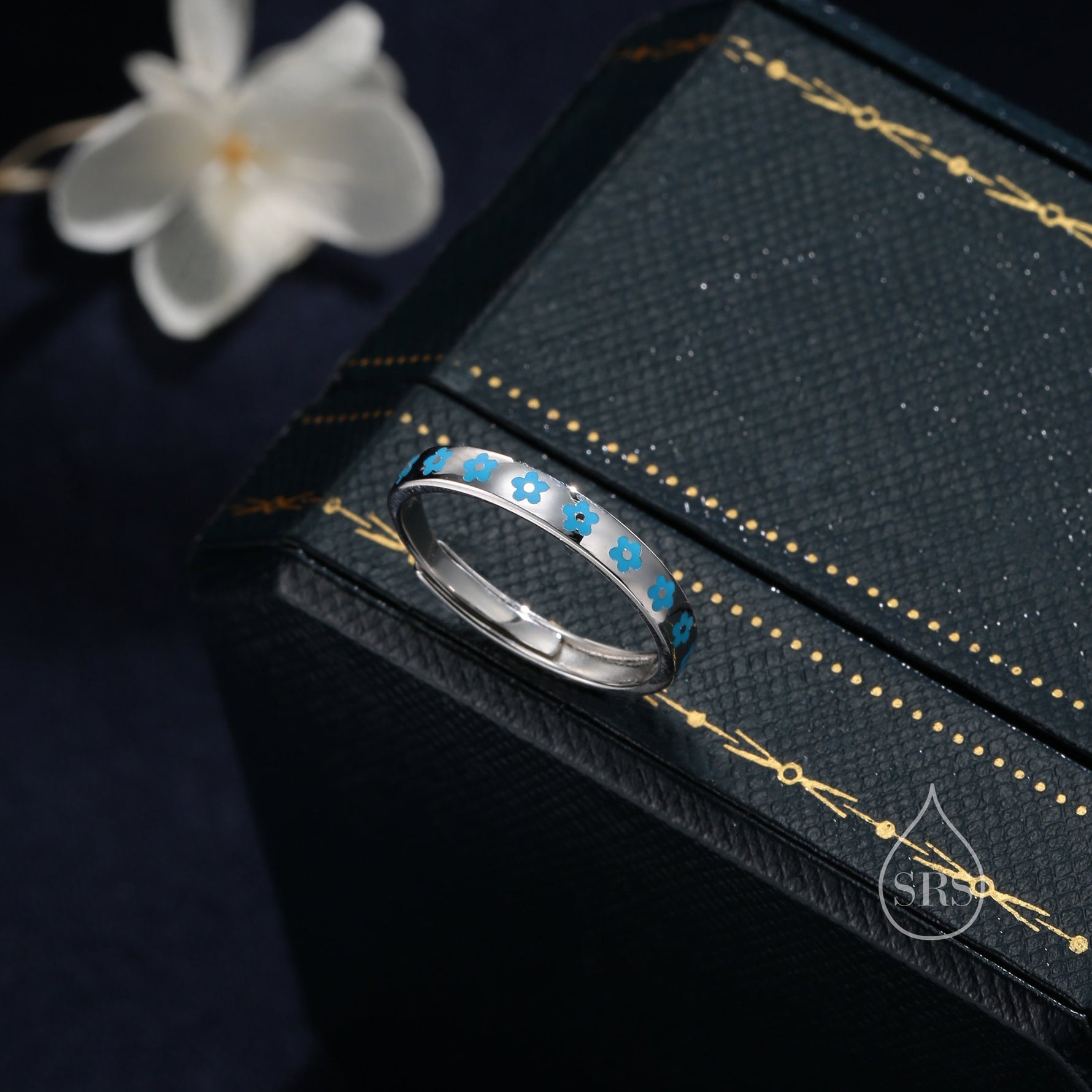 Sterling Silver Cute Forget-me-not Flower Motif Ring, Adjustable Size, Forget me not enamel flower ring, Dainty and Delicate, Flower Ring