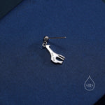 Giraffe Drop Stud Earrings in Sterling Silver, Silver or Gold, Giraffe Dangle Earrings, Giraffe Drop Earrings, Sterling Silver Giraffe