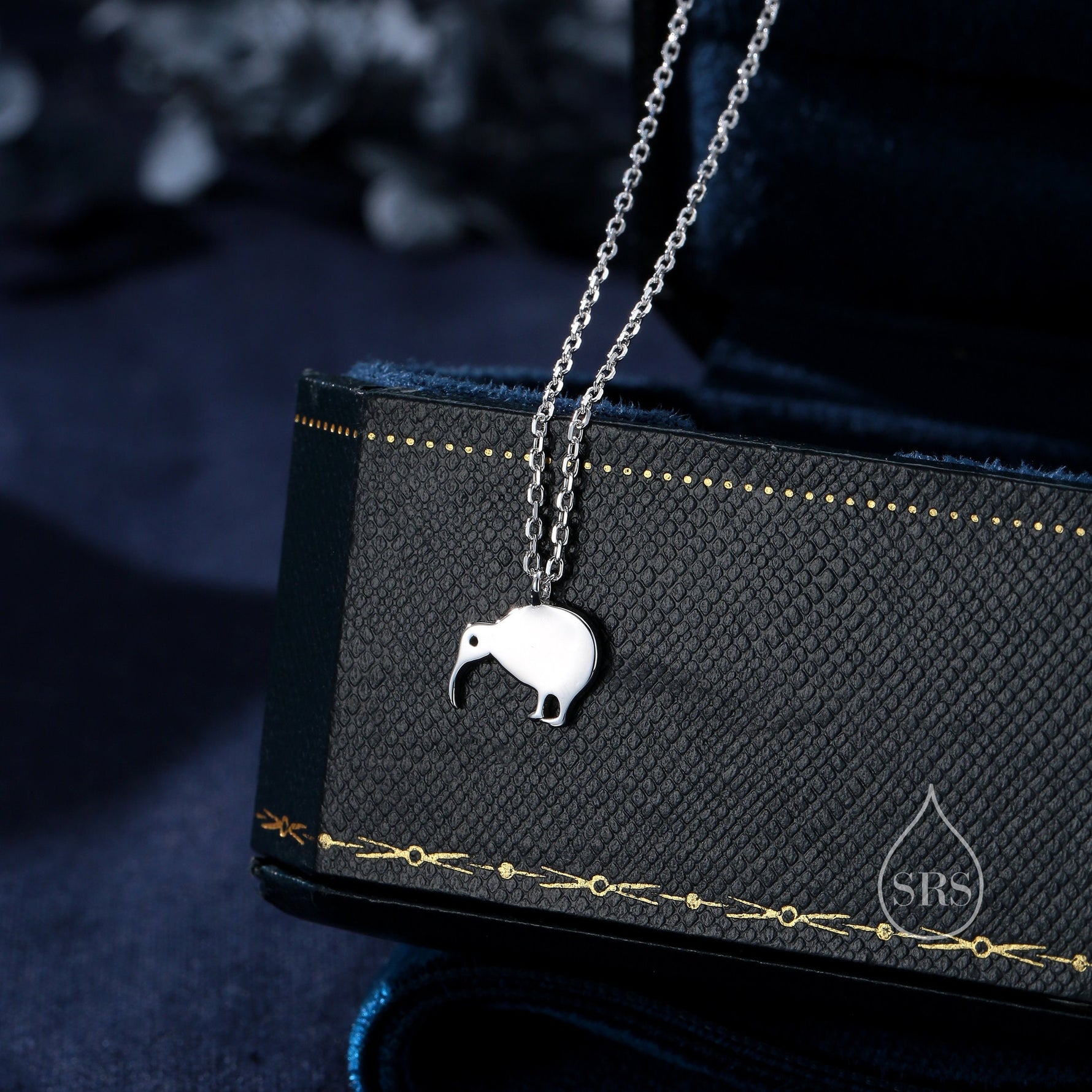 Cute Little Kiwi Bird Pendant Necklace in Sterling Silver, Silver or Gold, Kiwi Bird Necklace in Silver