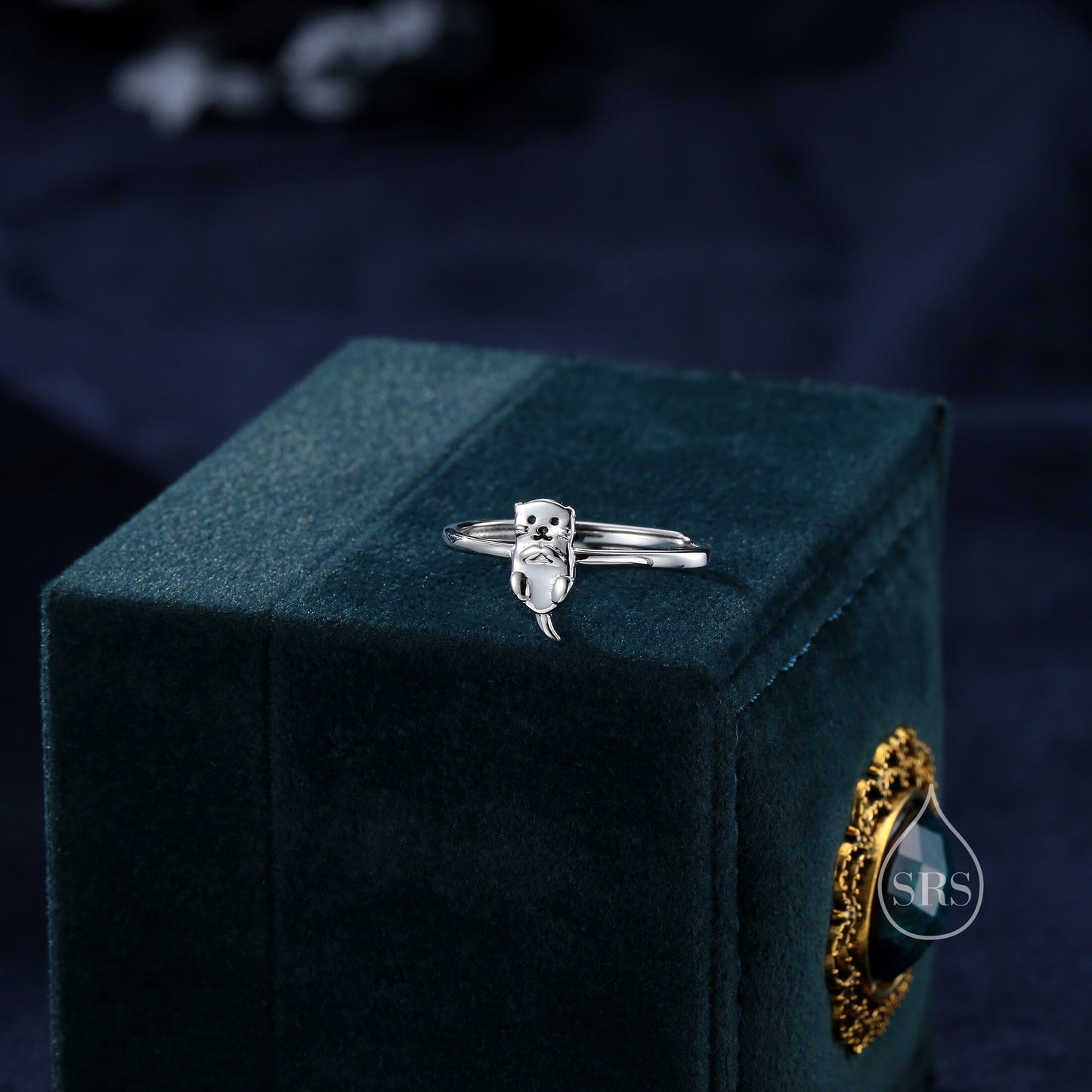 Sterling Silver Cute Little Otter Ring, Adjustable Size, Cute Otter Jewellery, Dainty and Delicate, Otter Ring