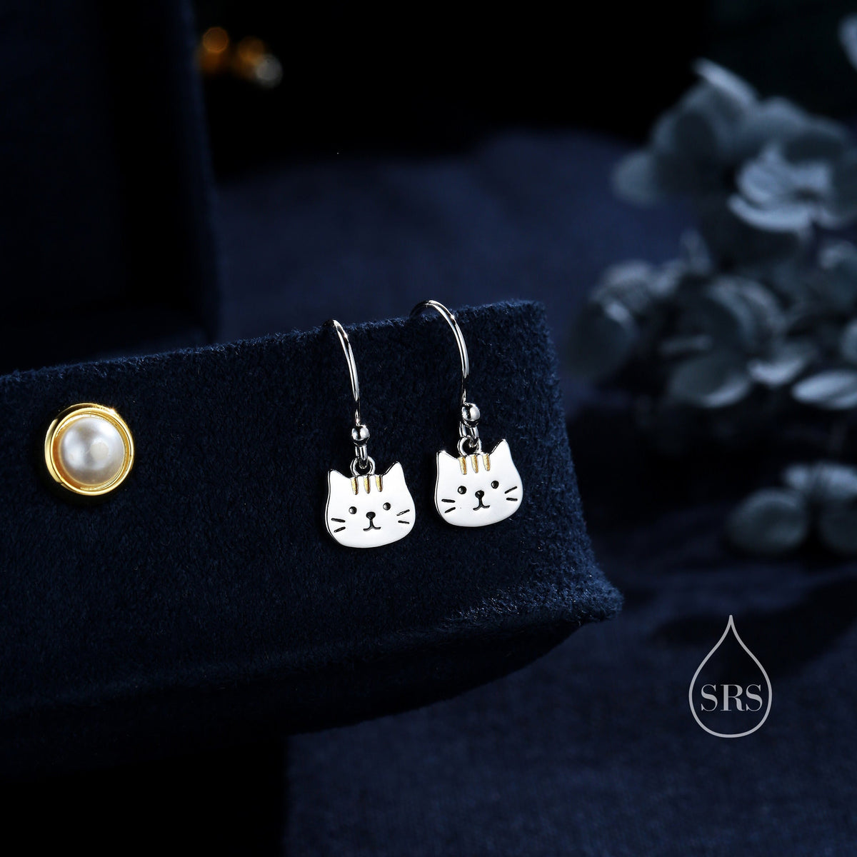 Super Cute Cat Drop Hook Earrings in Sterling Silver - Cute Cat Drop Earrings, Cat Lover Gift, Cat Mum Gift, Cat Dangle Earrings
