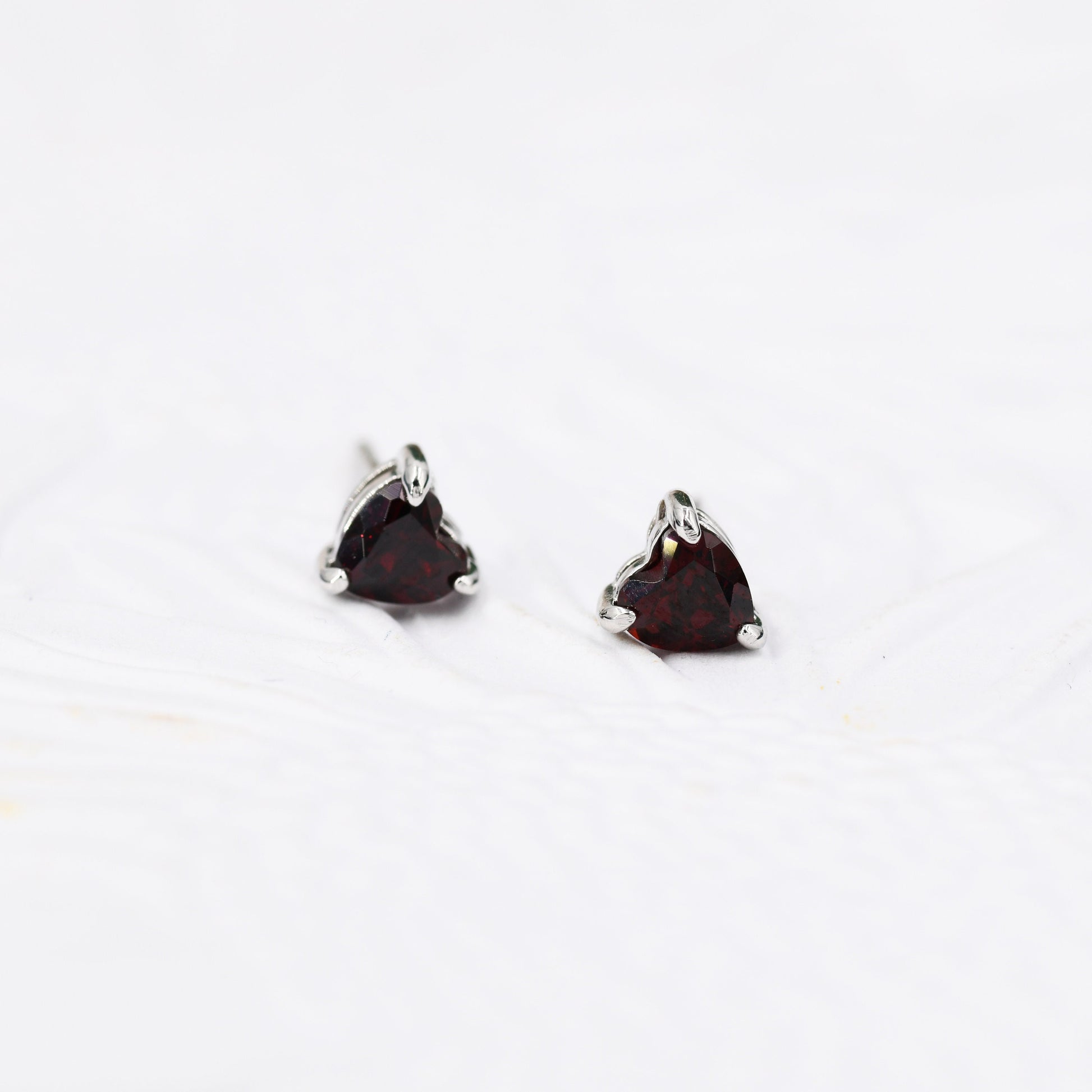 Natural Dark Garnet Crystal Heart Stud Earrings in Sterling Silver,4mm Garnet Crystal, Heart Stud Earrings, Tiny Heart Earrings