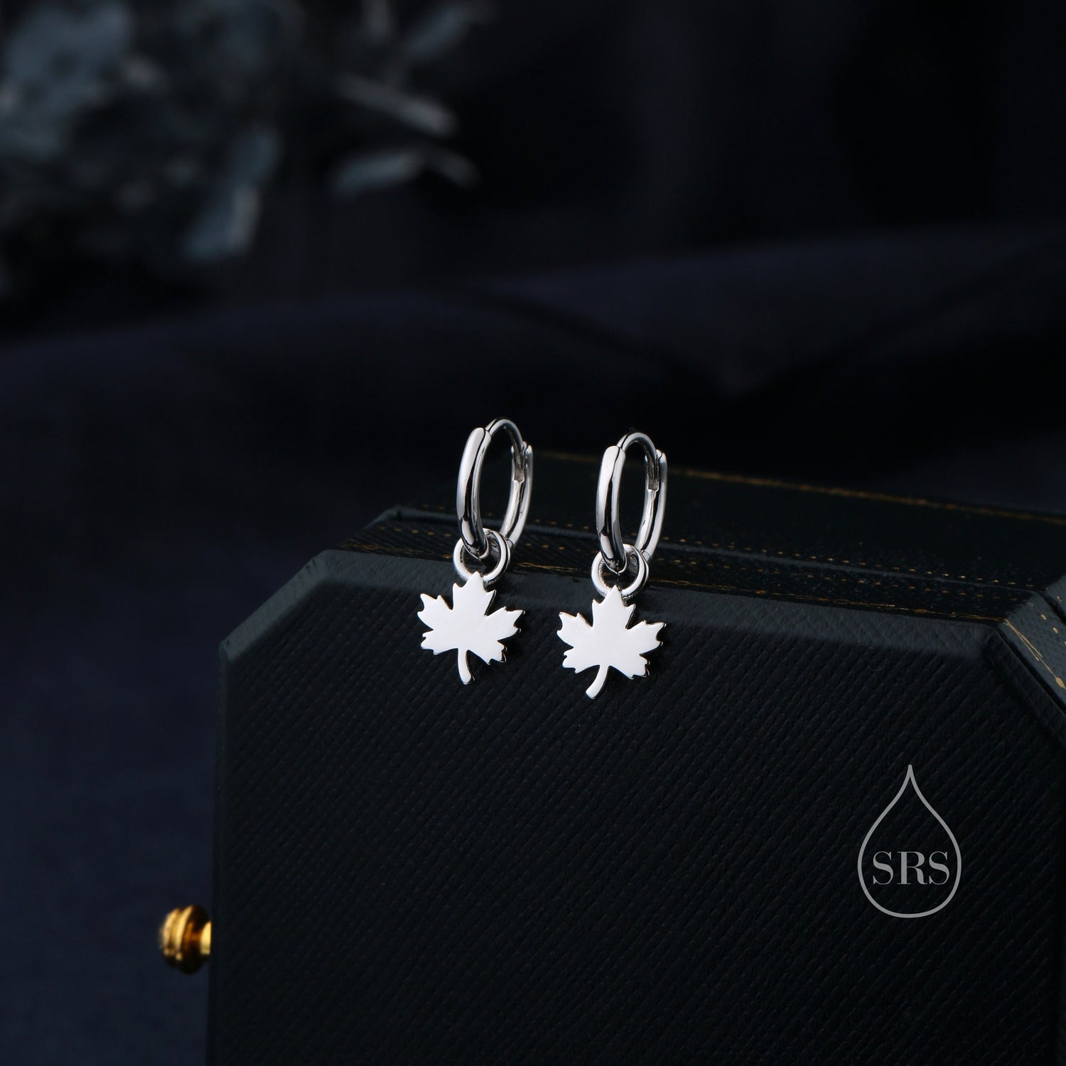 Delicate Maple Leaf Charm Huggie Hoop Earrings in Sterling Silver, Silver, Gold or Rose Gold, Maple Leaf Charm Huggies Hoops, Detachable