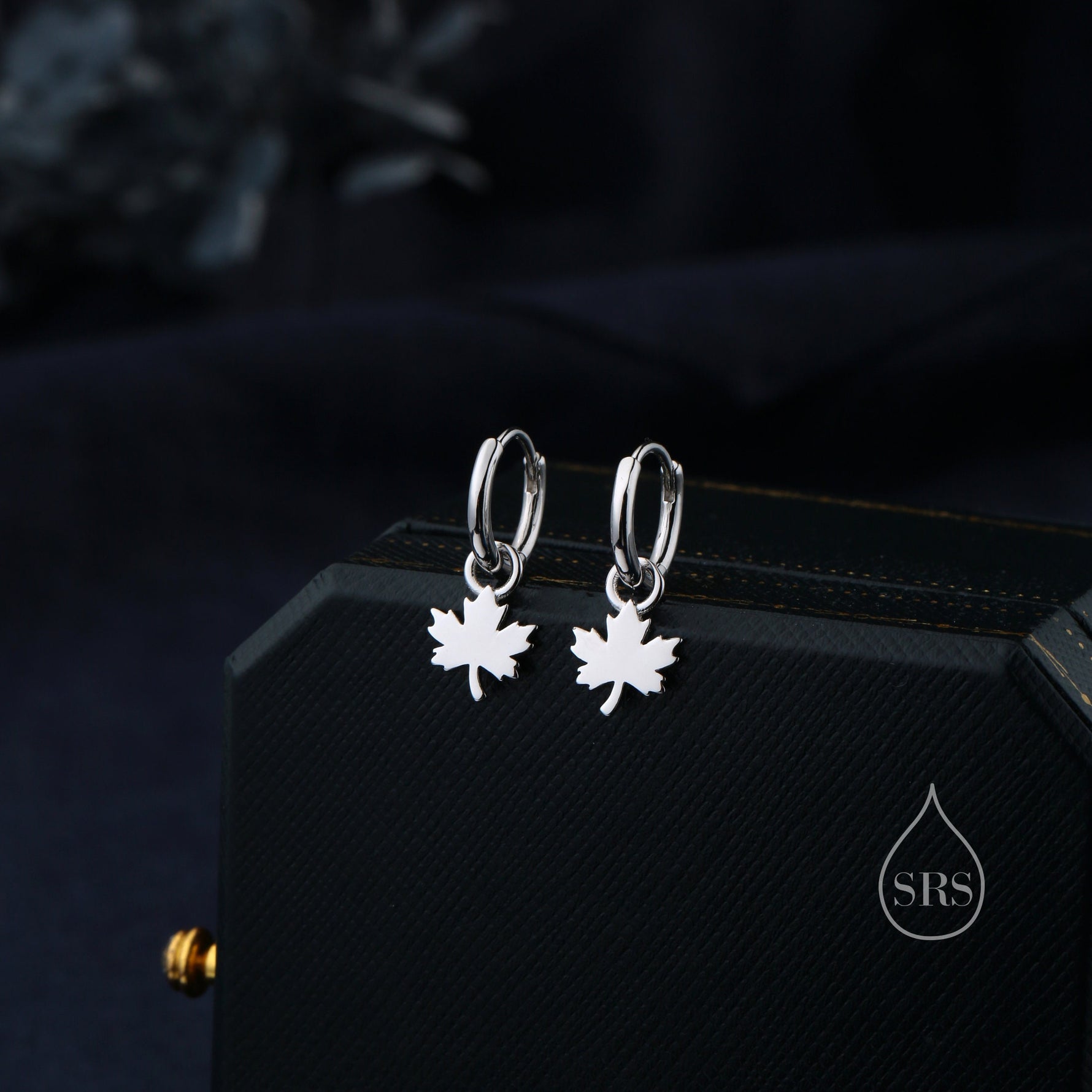 Delicate Maple Leaf Charm Huggie Hoop Earrings in Sterling Silver, Silver, Gold or Rose Gold, Maple Leaf Charm Huggies Hoops, Detachable