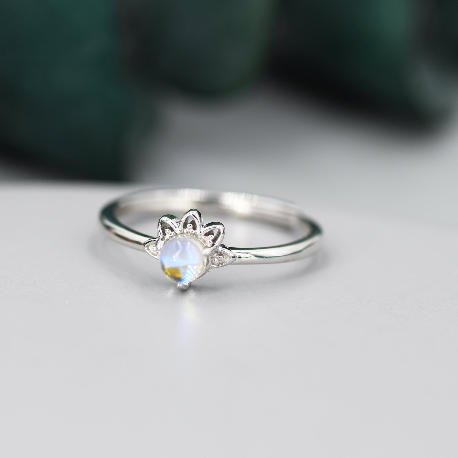 Vintage Moonstone Lotus Flower Gemstone Ring