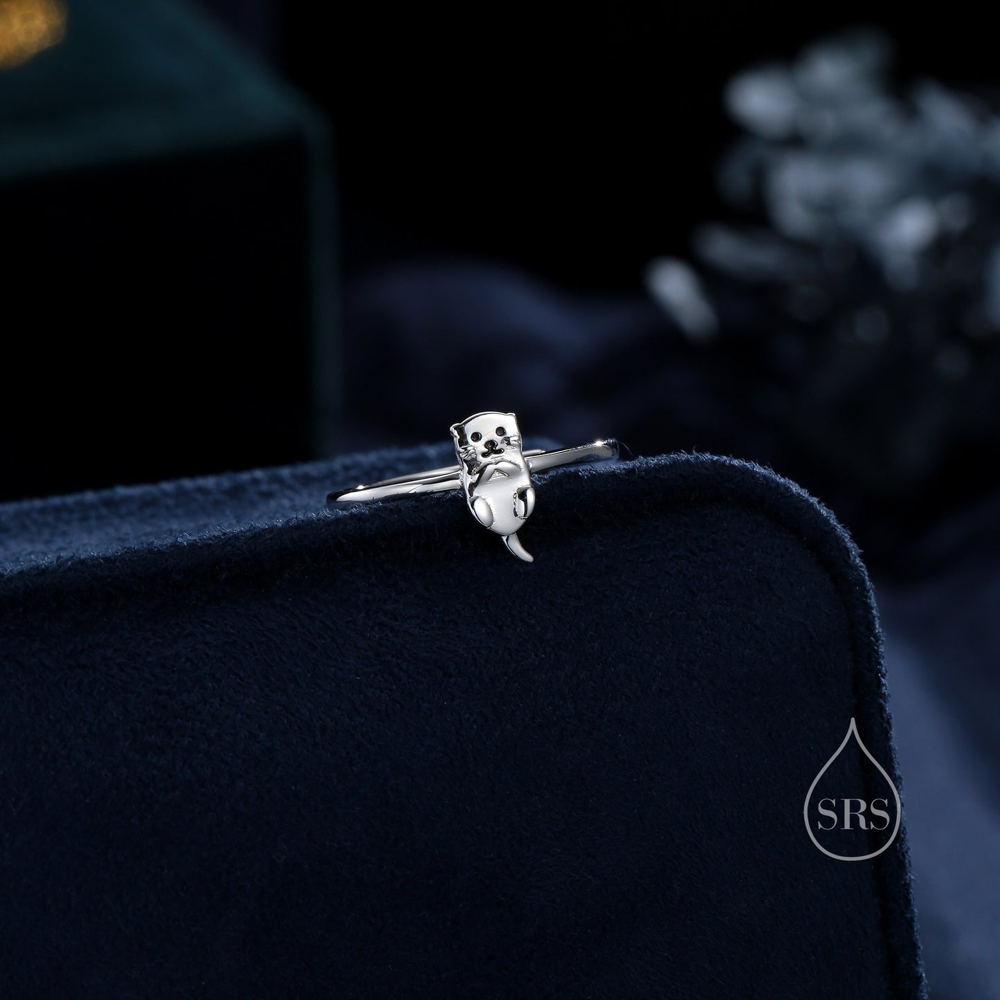 Sterling Silver Cute Little Otter Ring, Adjustable Size, Cute Otter Jewellery, Dainty and Delicate, Otter Ring